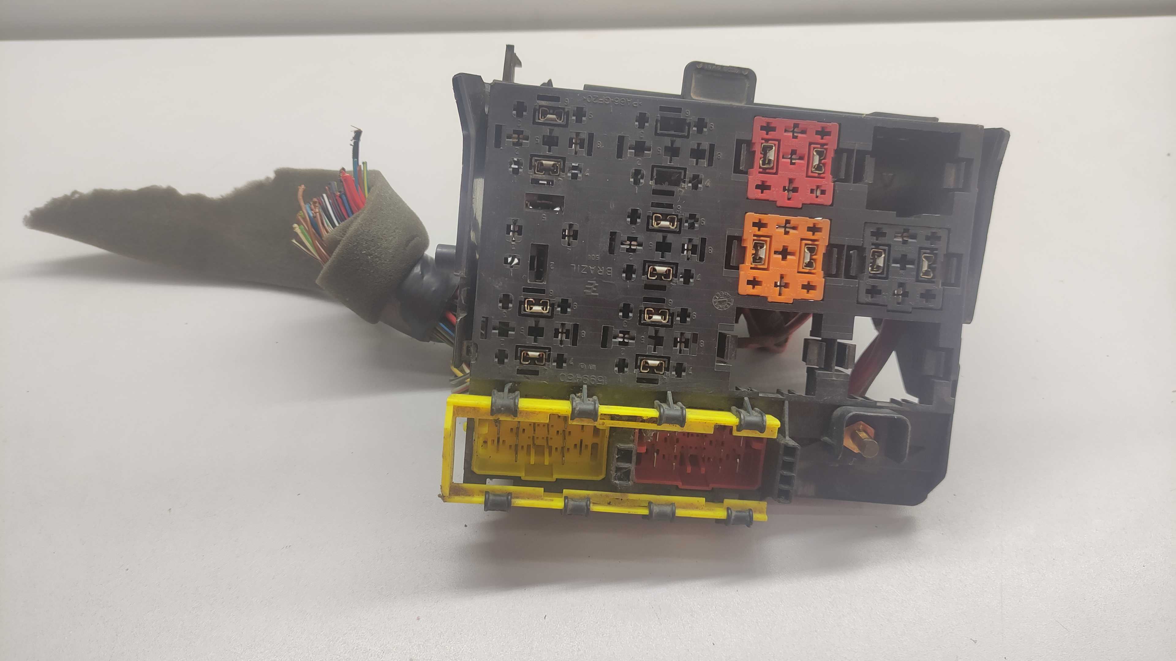 Caixa De Fusíveis Gol G4 1