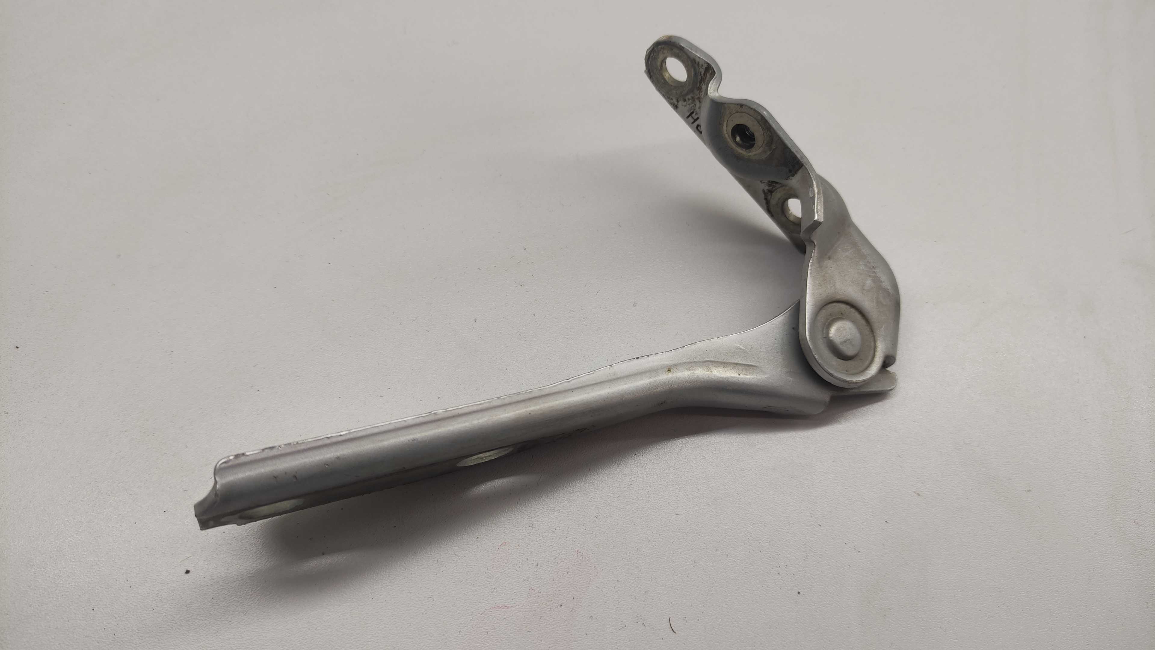 Dobradiça Braço Do Capo Direito Audi A3 2003 2