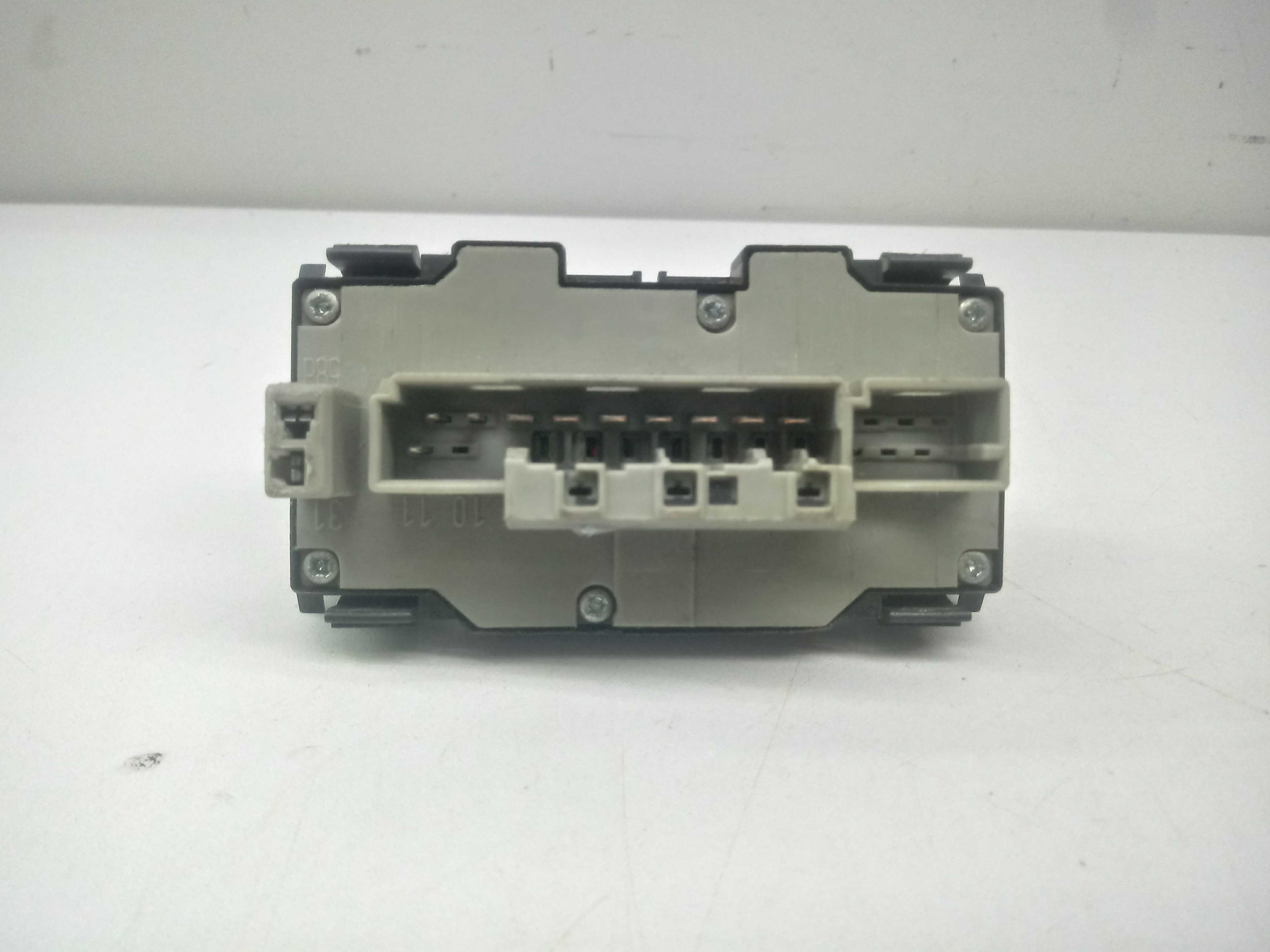 Botao Pisca Alerta Mercedes C180 C230 C280 1993 1998 2