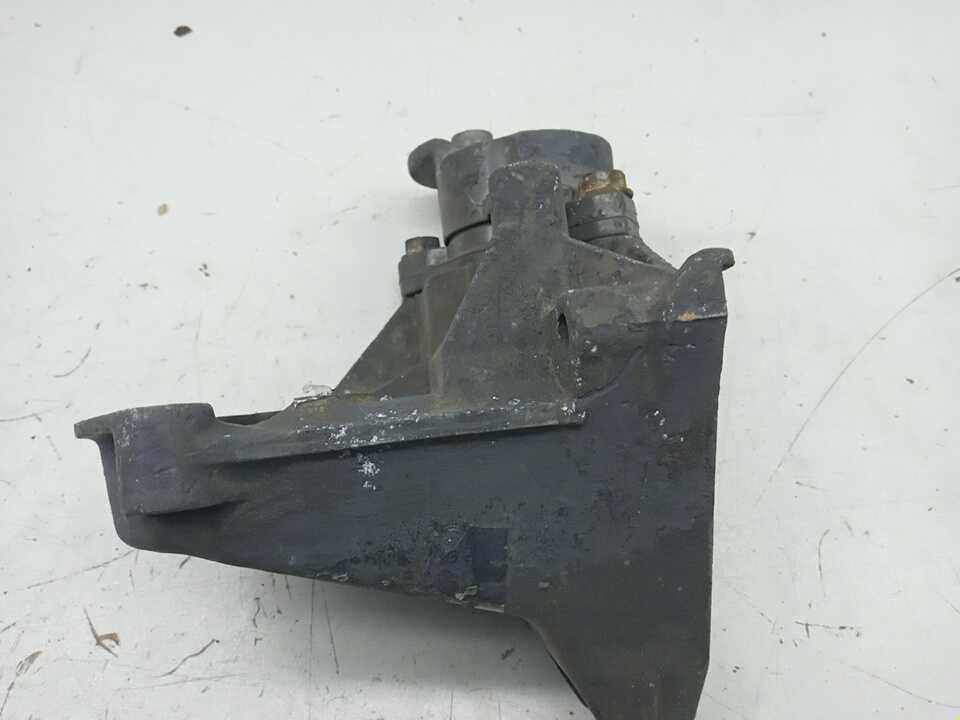 Suporte Bomba Hidráulica Astra 1