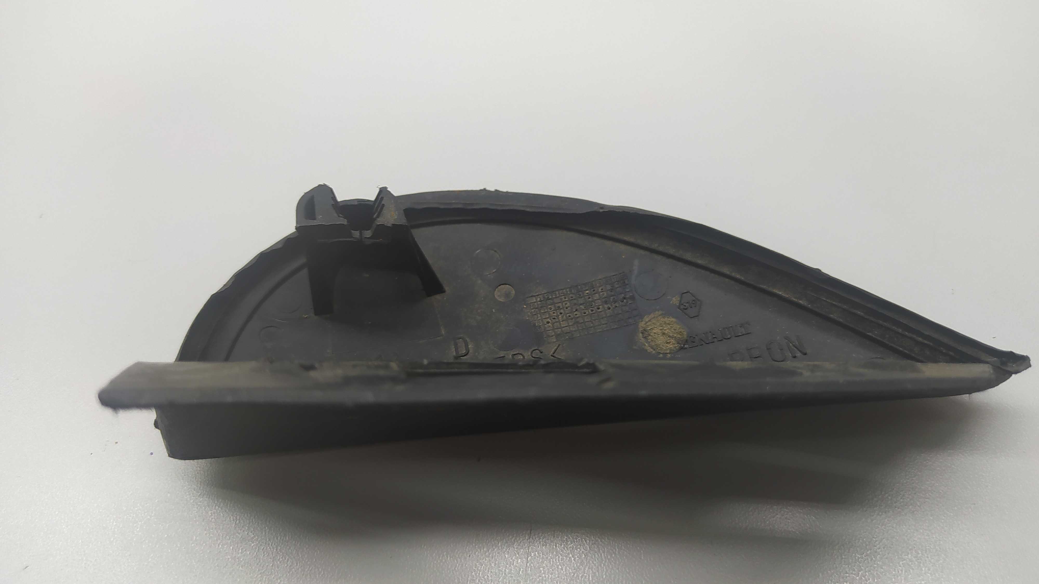 Acabamento Lateral Retrovisor Direito Renault Scenic 99 4