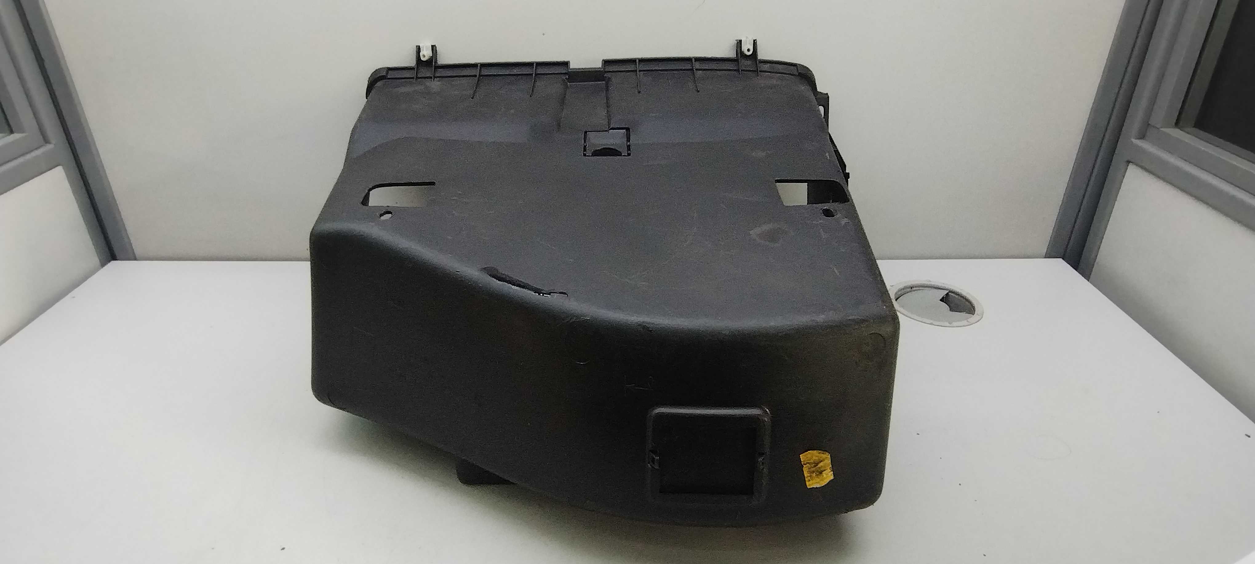 Caixa Porta Luvas Peugeot 206 1999/2010 2