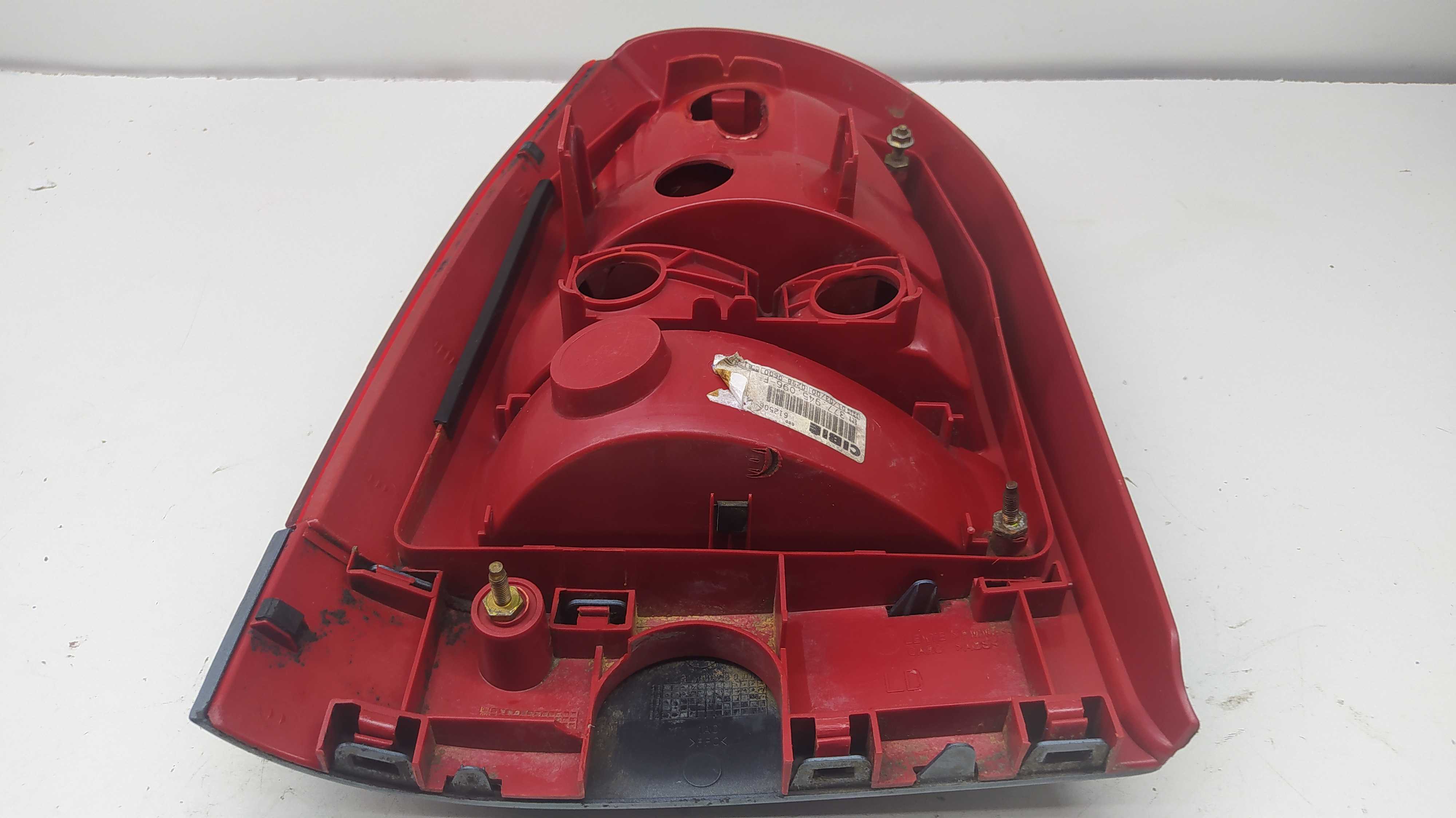 Lanterna Traseira Direita Vw Gol G3 99/05 5