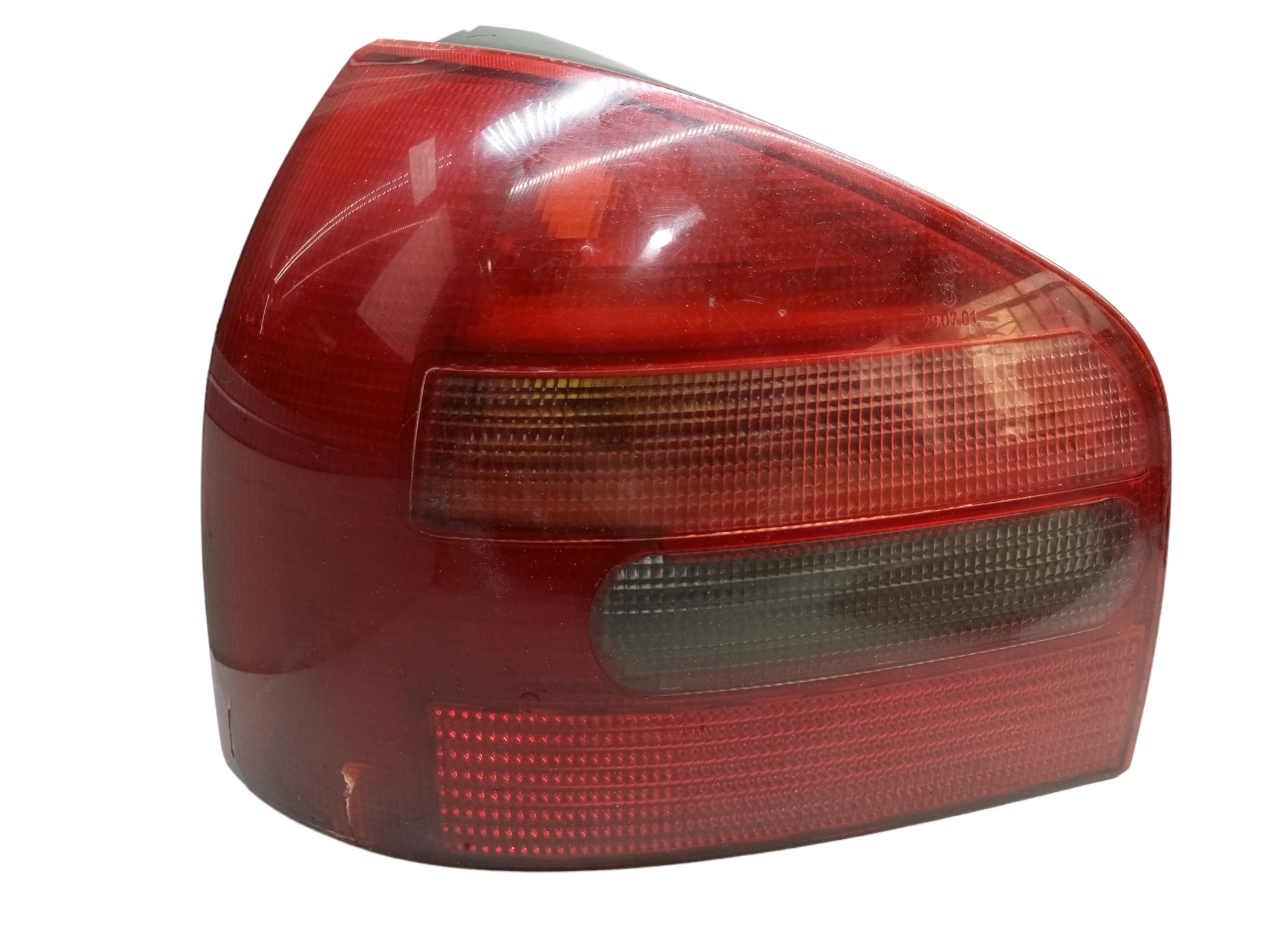 Lanterna Audi A3 Traseira Lado Esquerdo 96 98 2001 2004 Esquerdo Vermelho 1