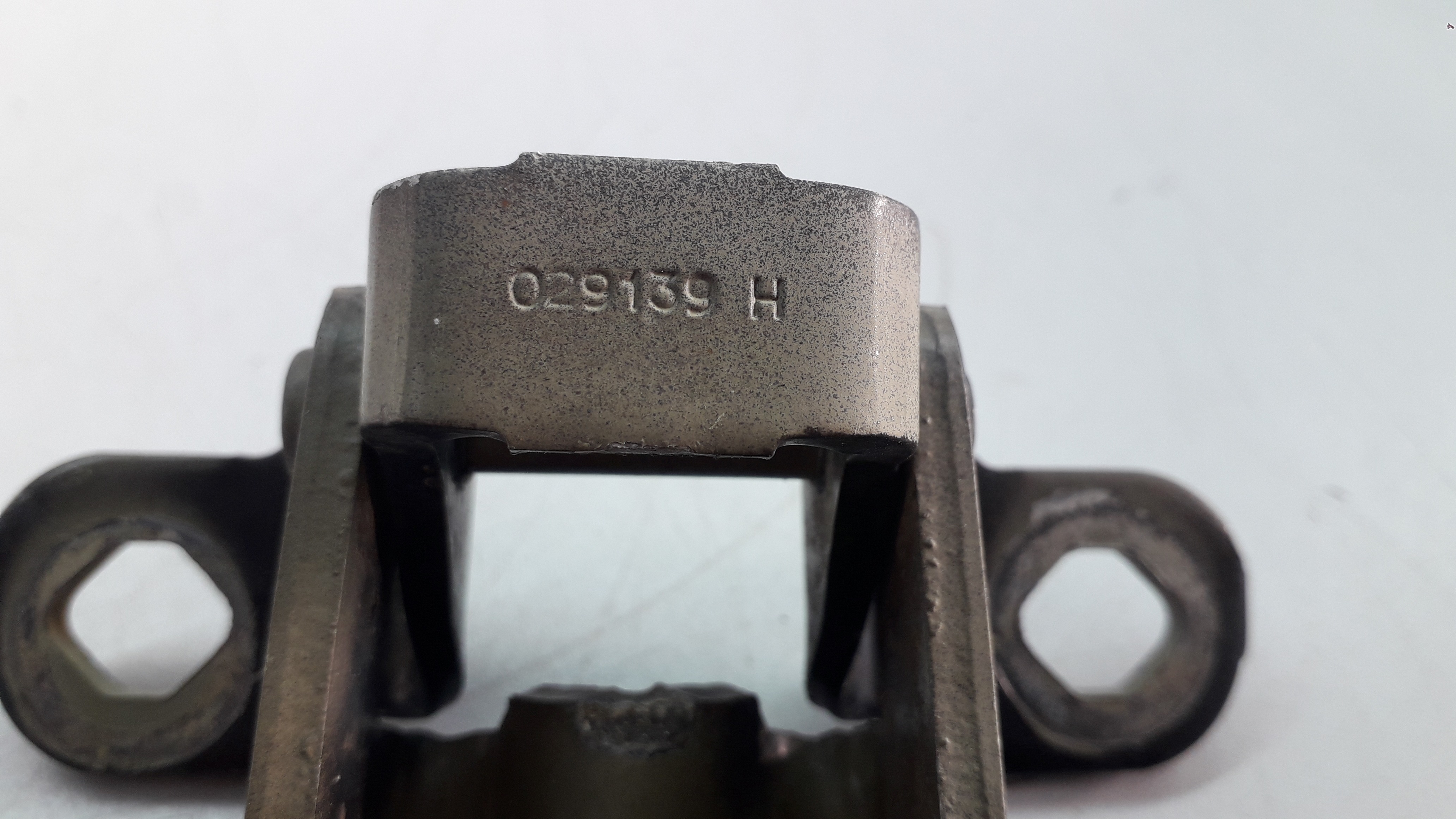 Dobradiça Porta Traseira Direita Renault Megane 2008 7