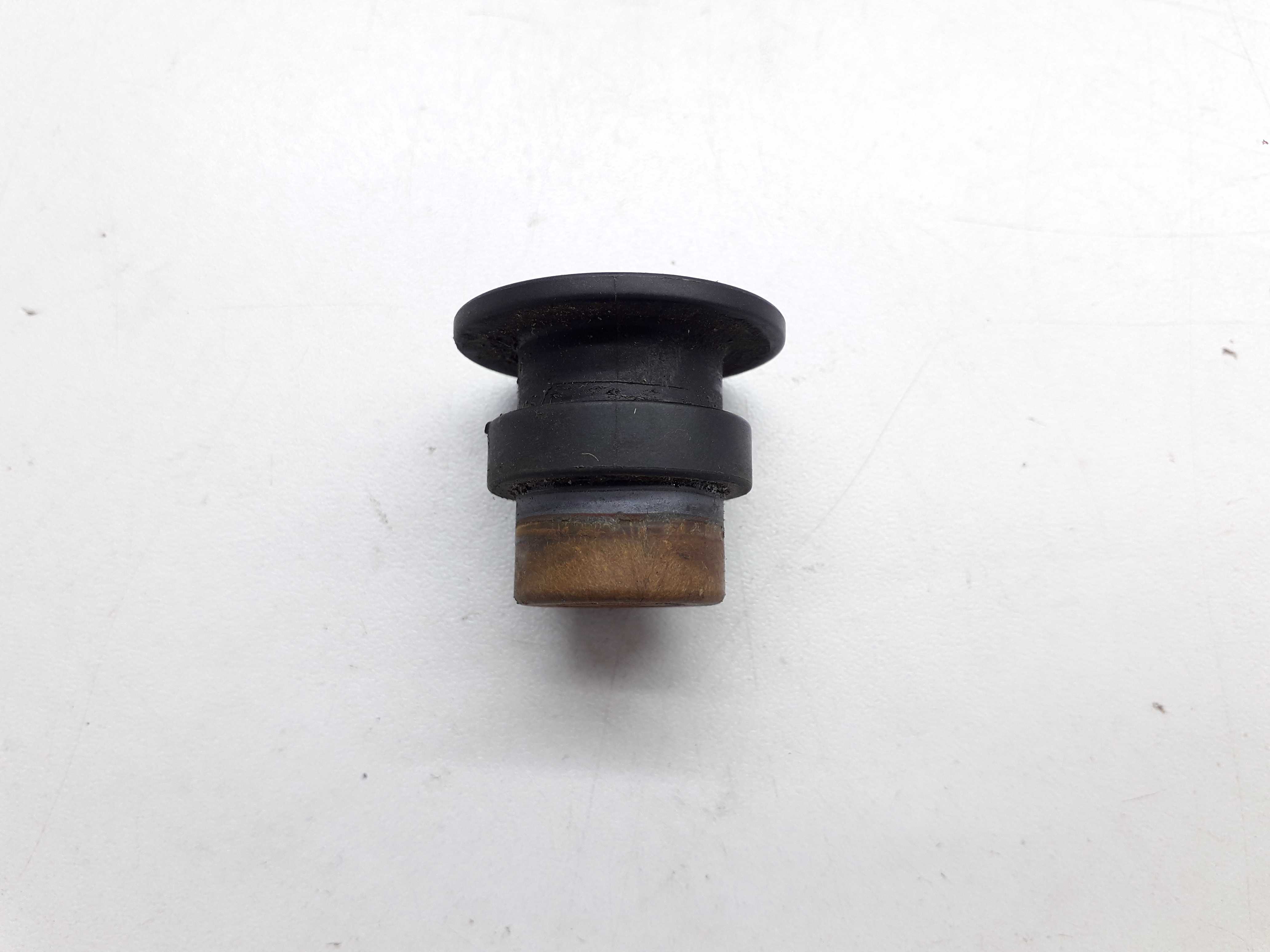 Tampa Flange Da Água Vw Gol Voyage Saveiro Fox Polo 3
