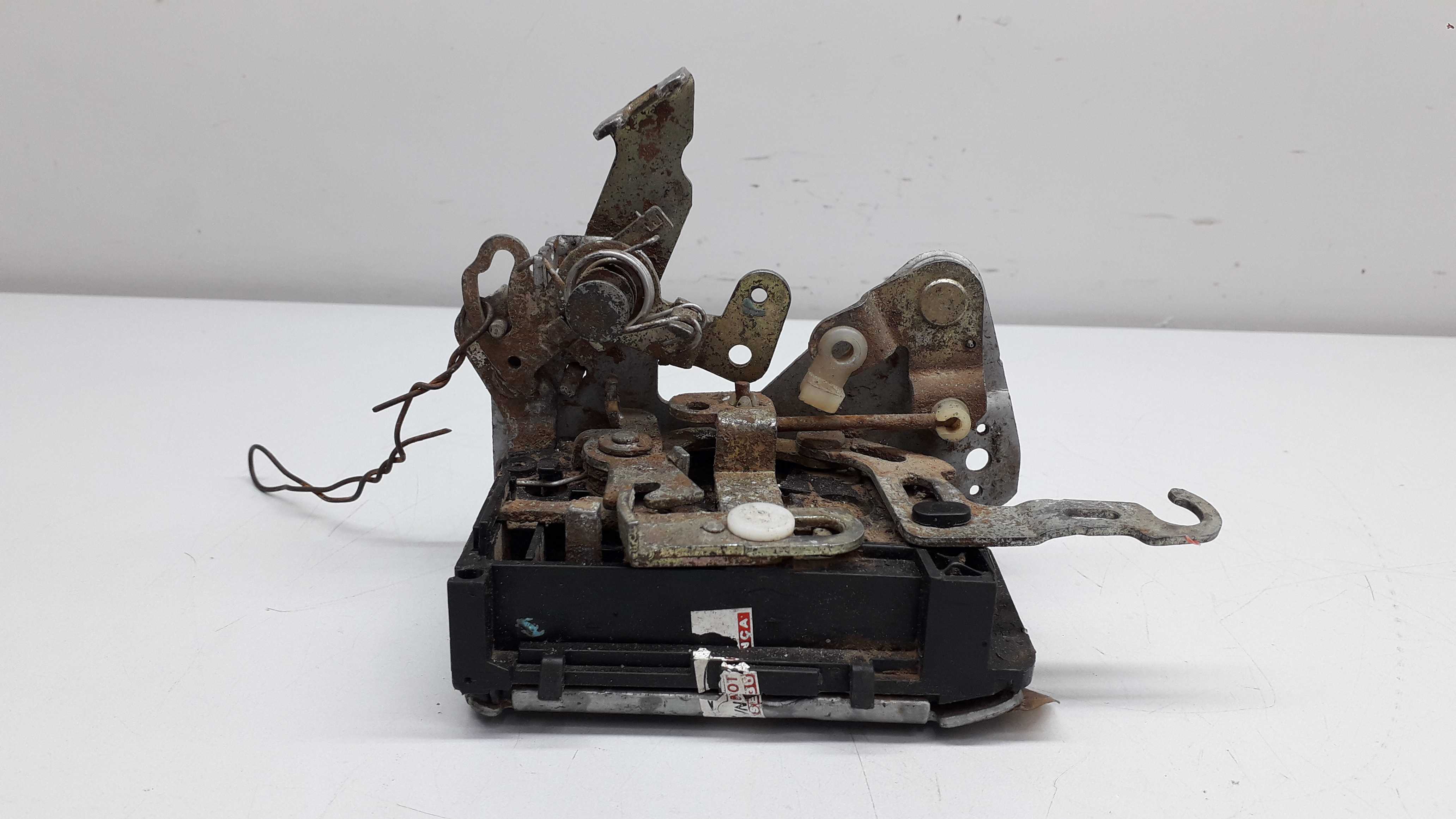 Fechadura Porta Traseira Esquerda Vw Fox 2005 2011 1