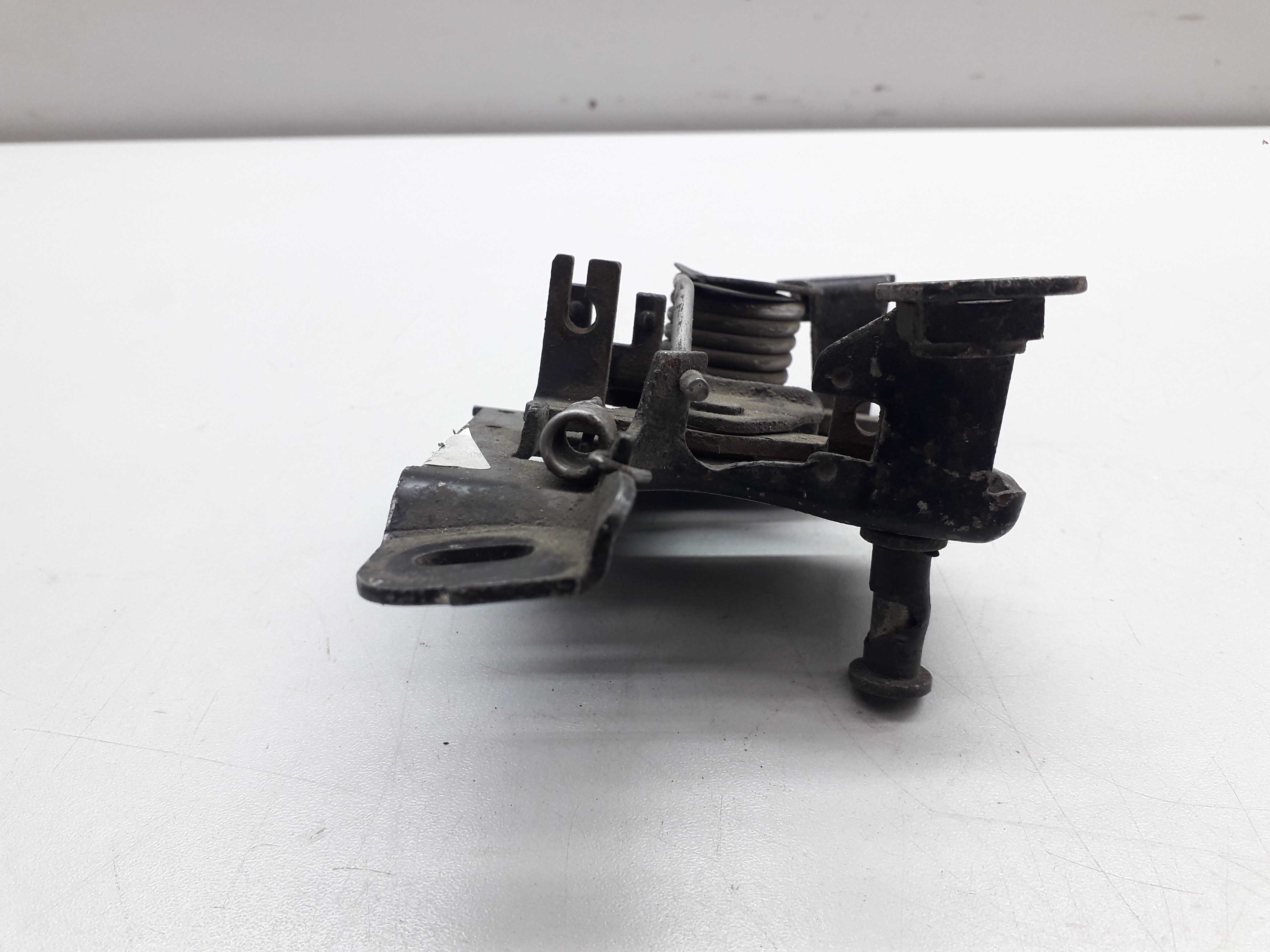 Fechadura  Trava Capô  Audi A6 1998 4
