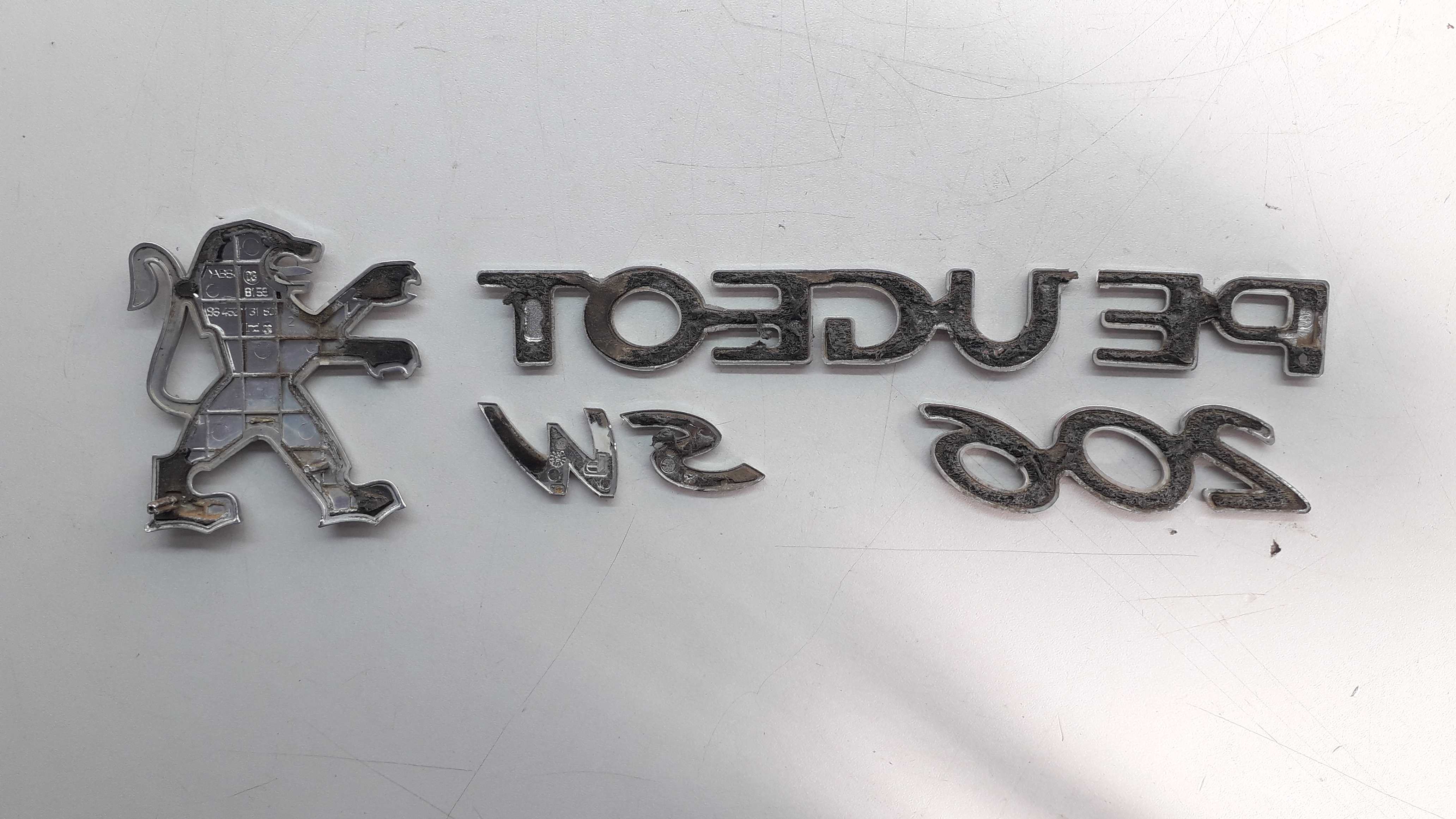 Emblema Tampa Traseira Peugeot 206 Sw Prata 2