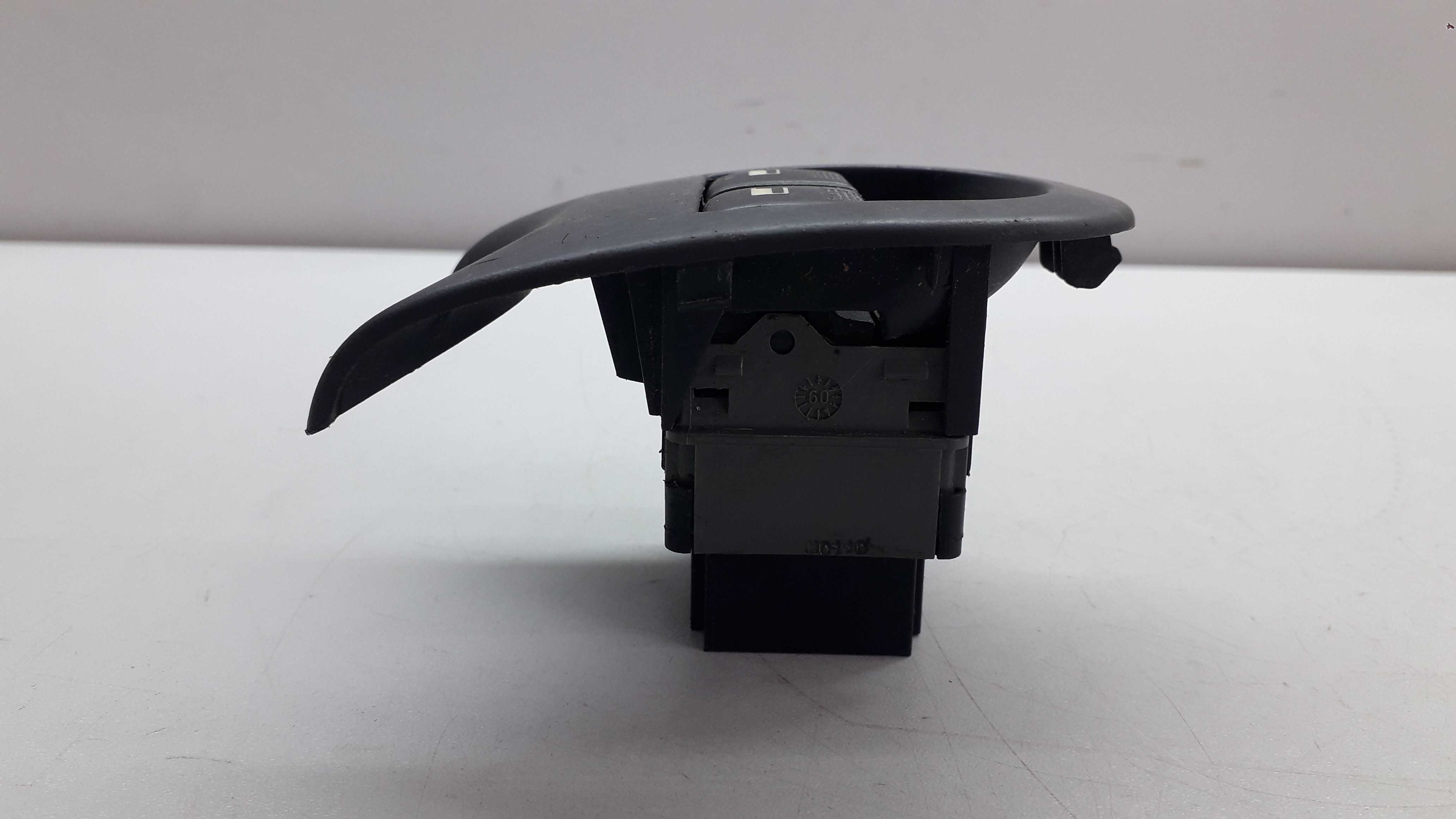 Comando Botao Vidro Eletrico Console Peugeot 206 2007 3