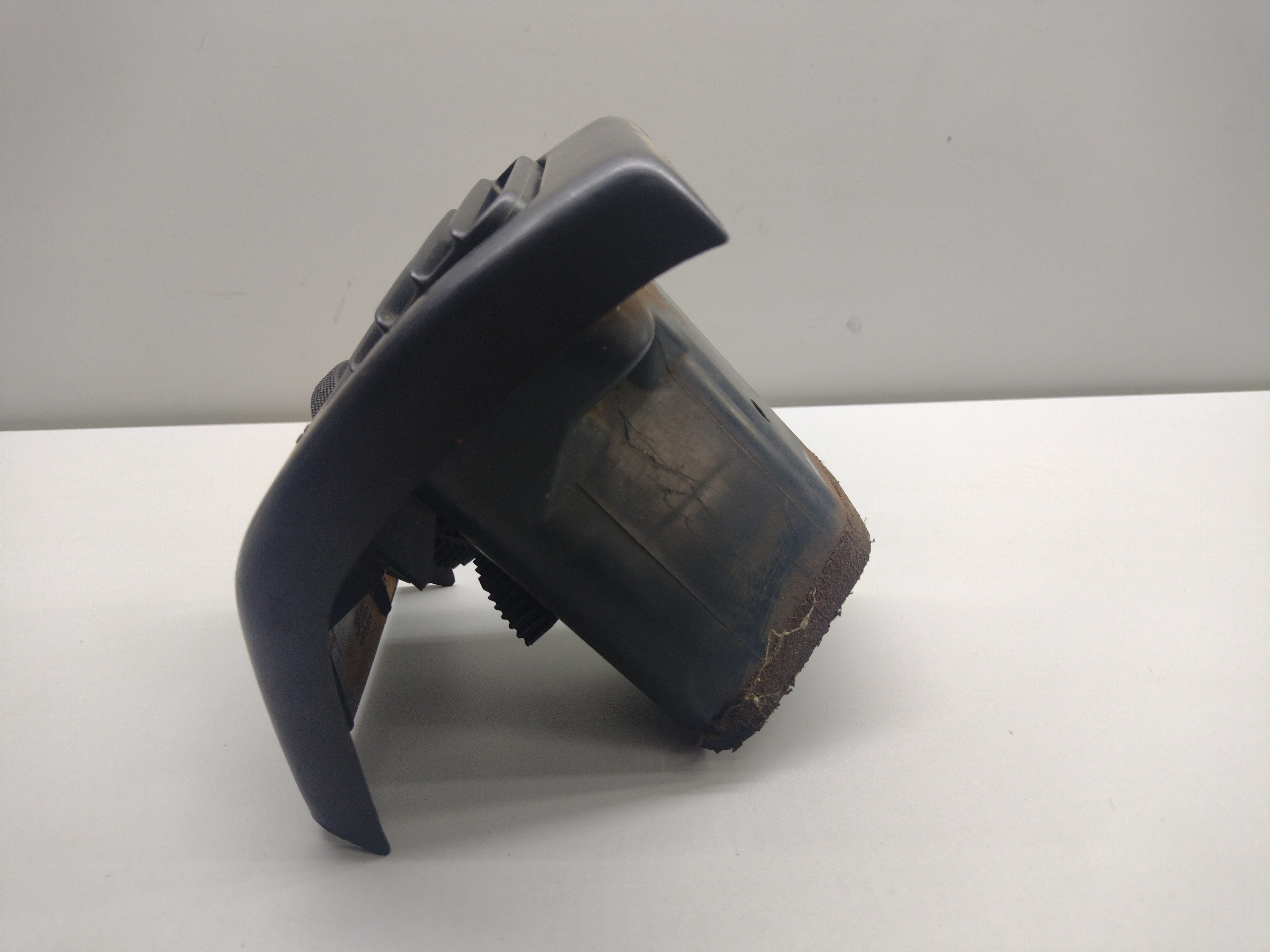 Difusor De Ar Lateral Direito Volkswagen Golf 1995 2
