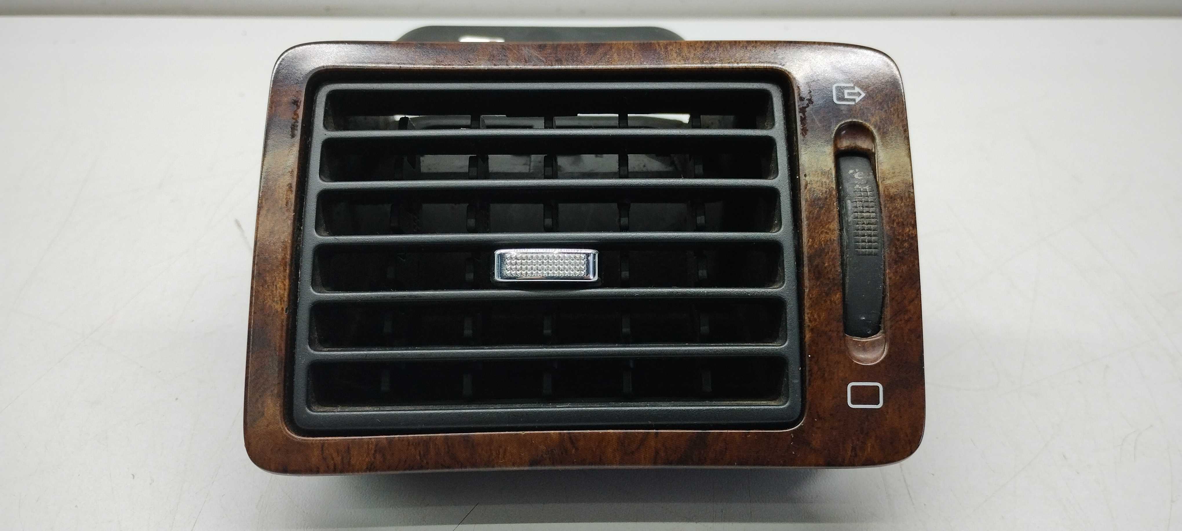 Difusor Ar Dianteiro Direito Peugeot 307 2002/2012 1