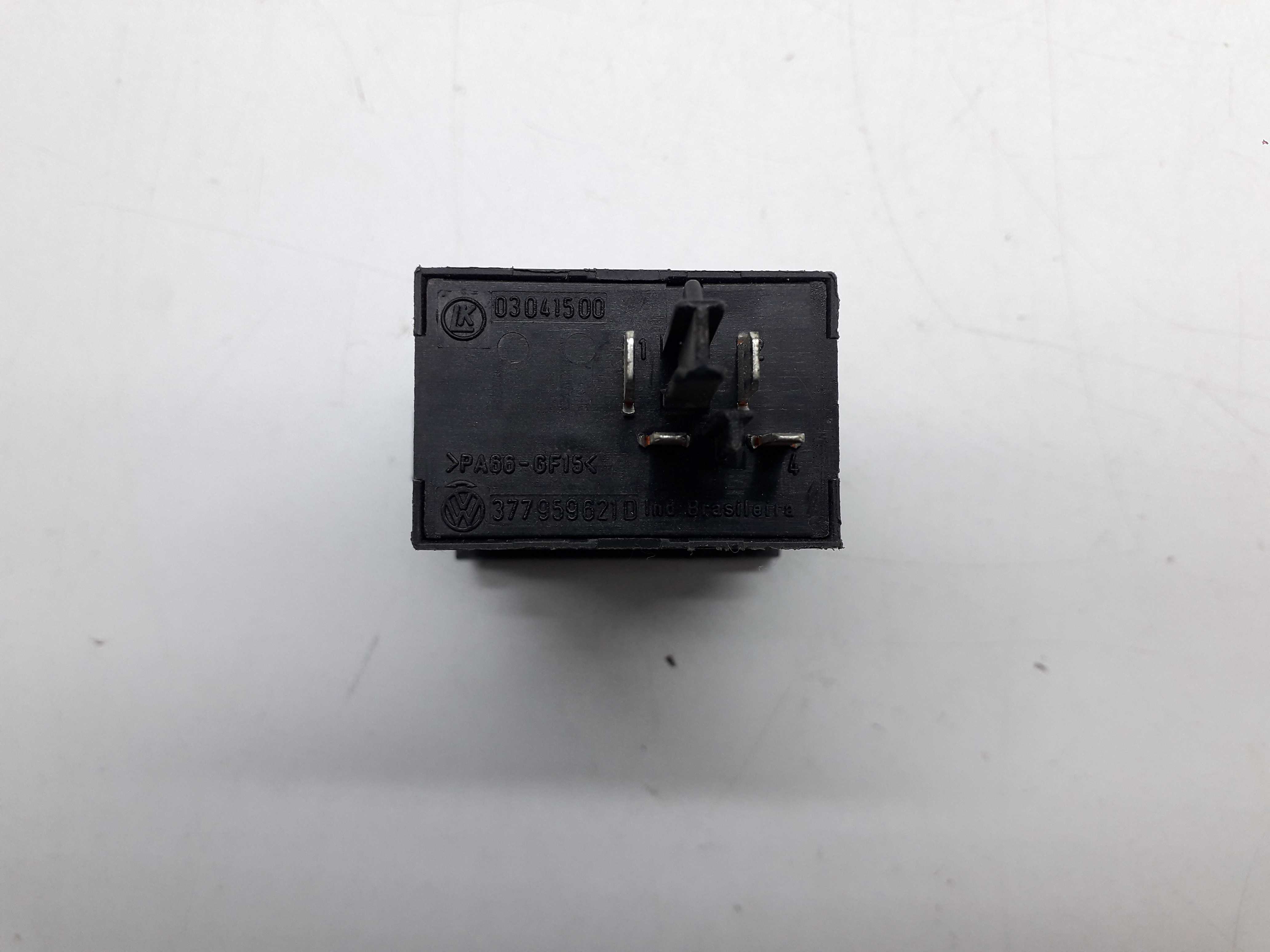 Botão Desembaçador Vw Gol Parati G3 G4 6