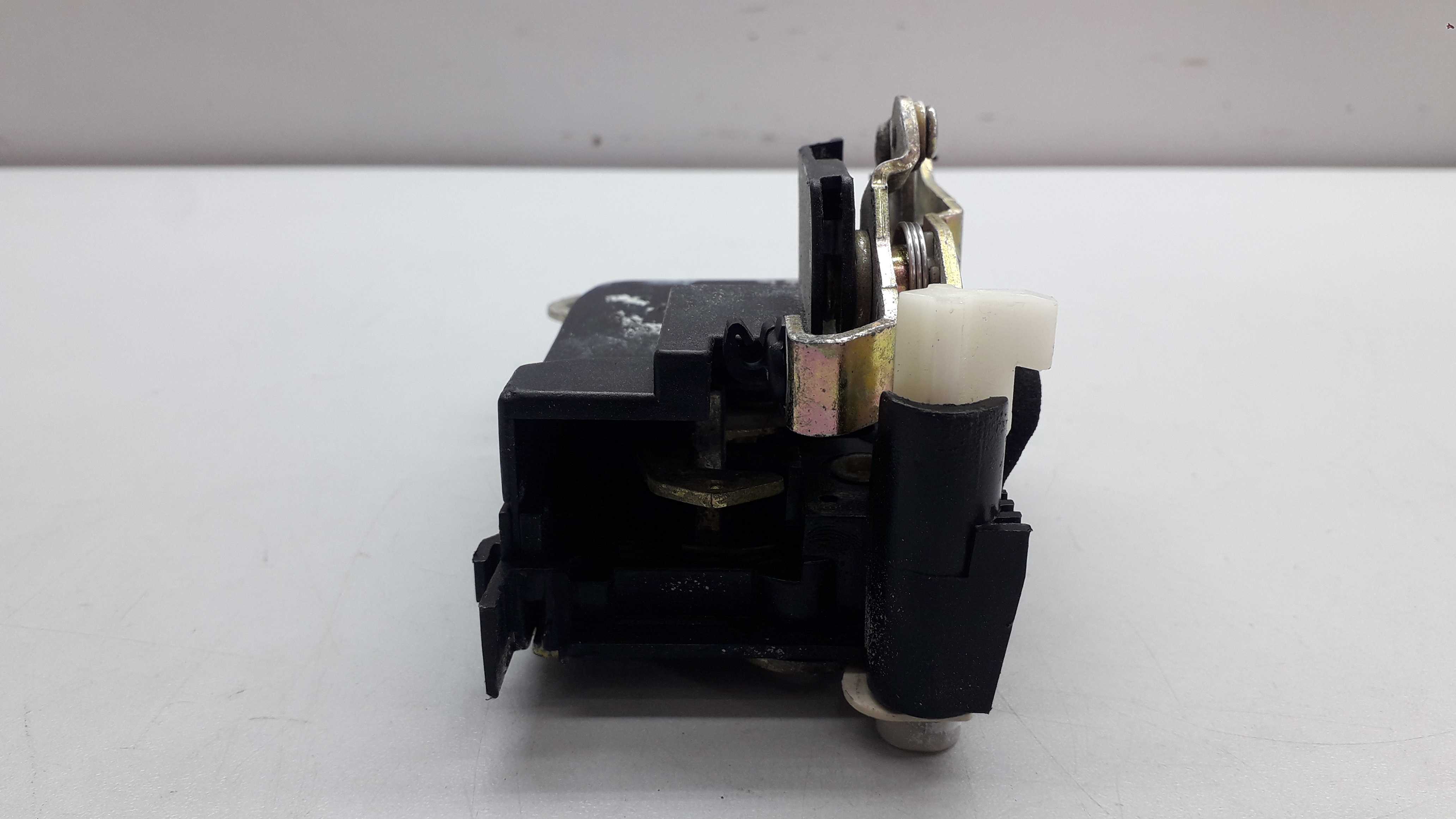 Fechadura Porta Lado Direito Fiat Palio 1997 3