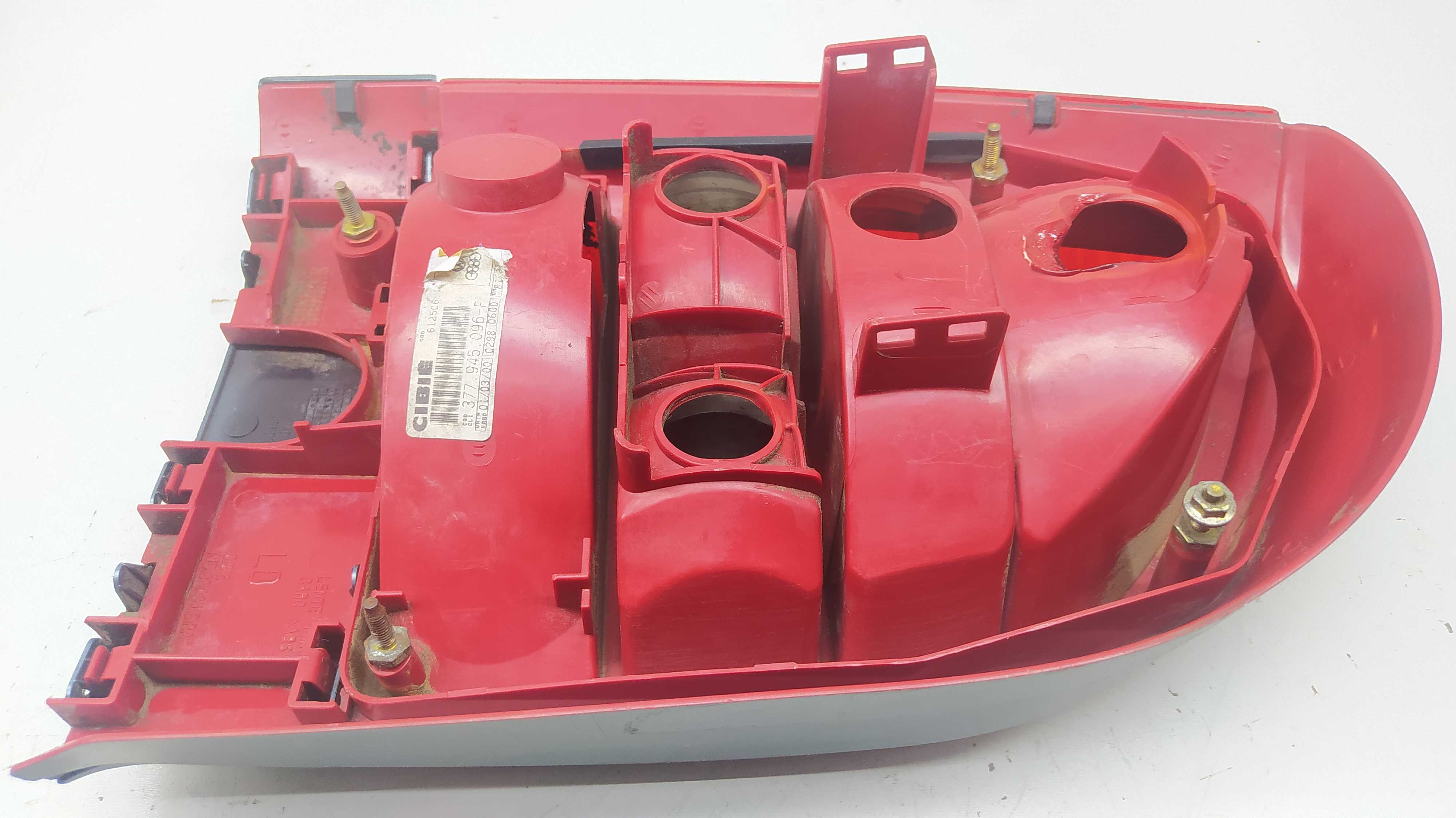 Lanterna Traseira Direita Vw Gol G3 99/05 4