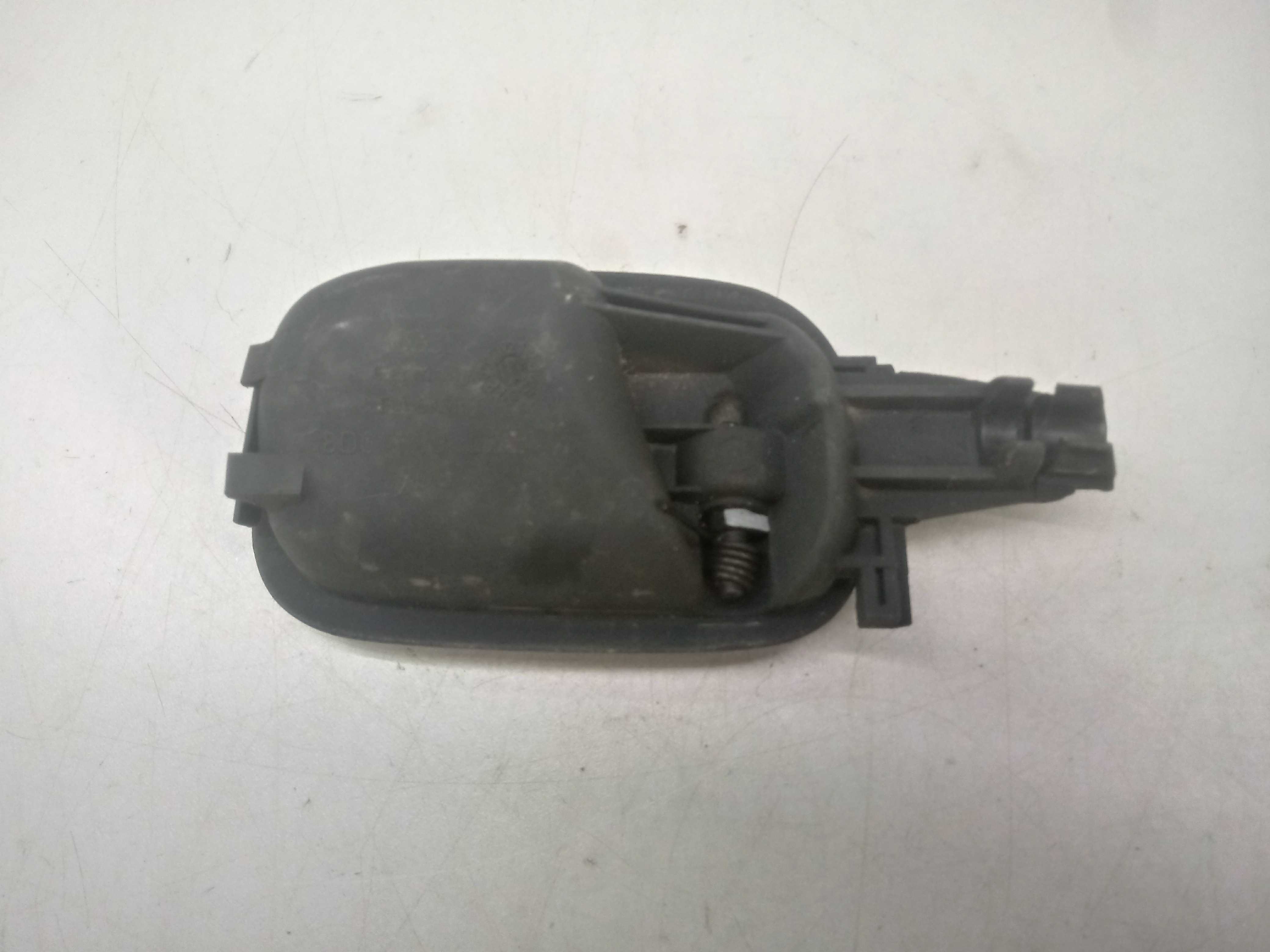 Maçaneta Interna Traseira Direita Audi A4 95/99 Preto Traseira 2