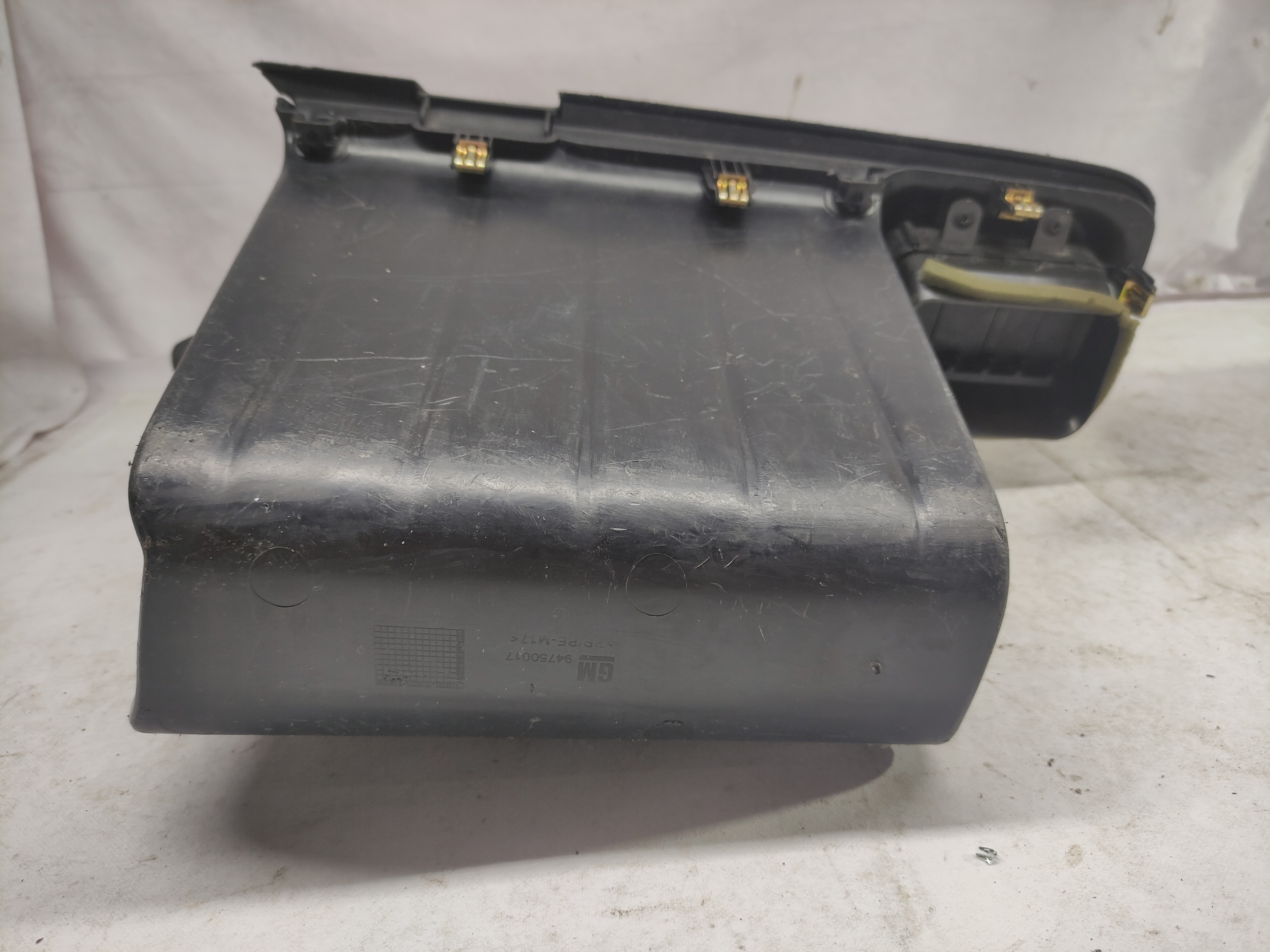 Porta-luvas Completo Com Difusor De Ar Chevrolet Onix 3