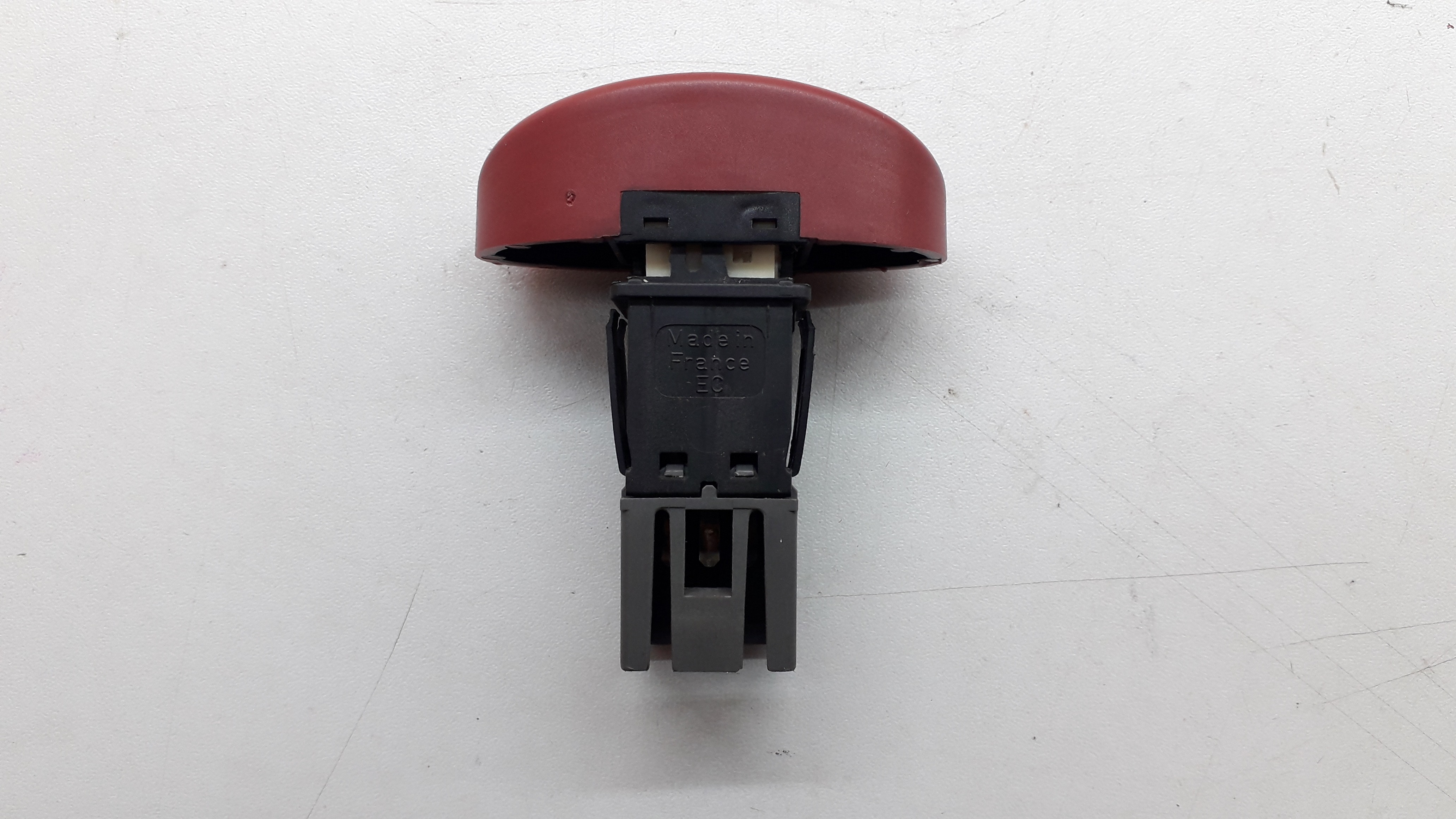 Botão Do Alerta Peugeot 206 2009 Vermelho 6