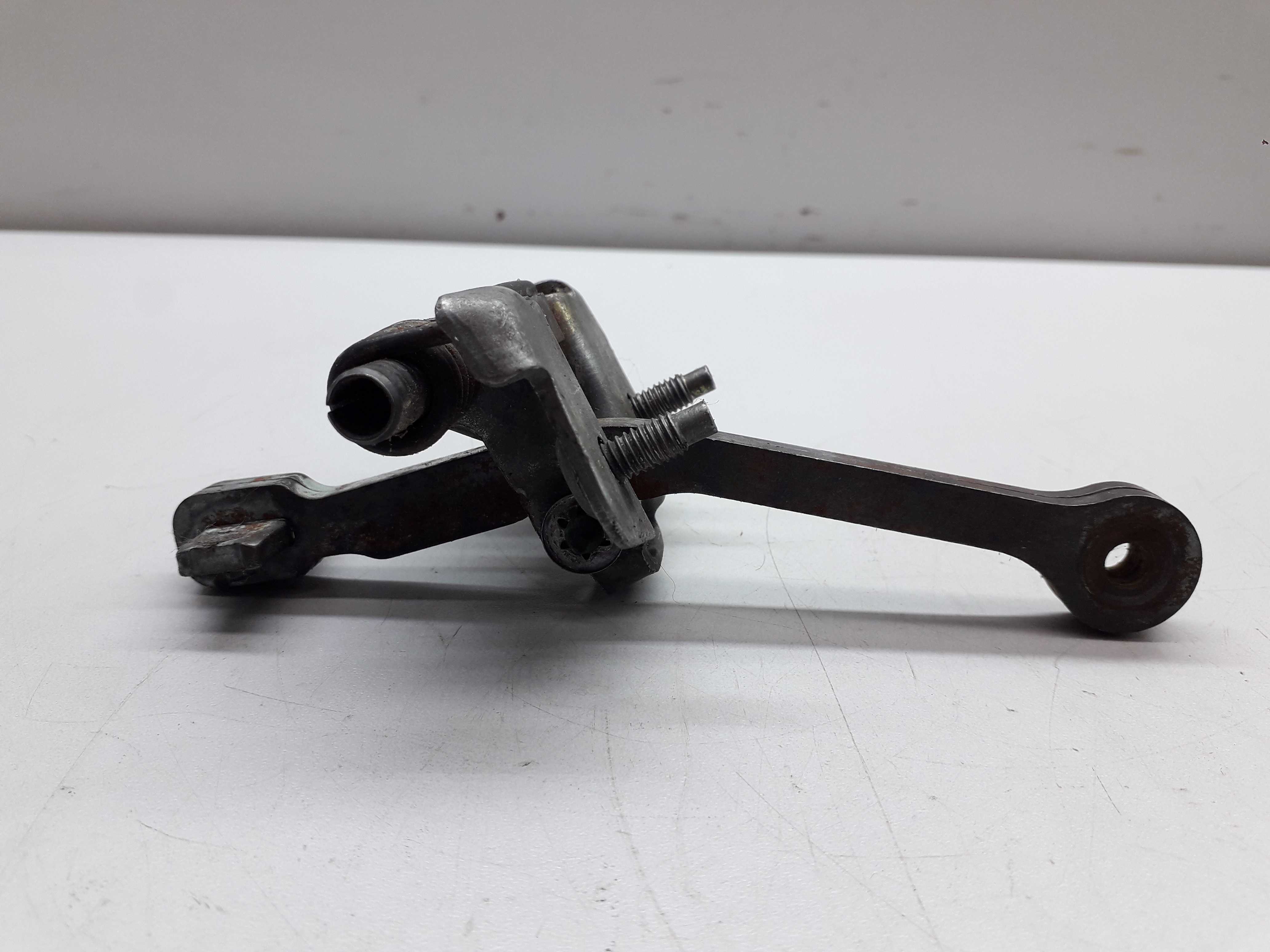 Limitador Porta Dianteira Vw Gol Parati Saveiro 1994/2001 4