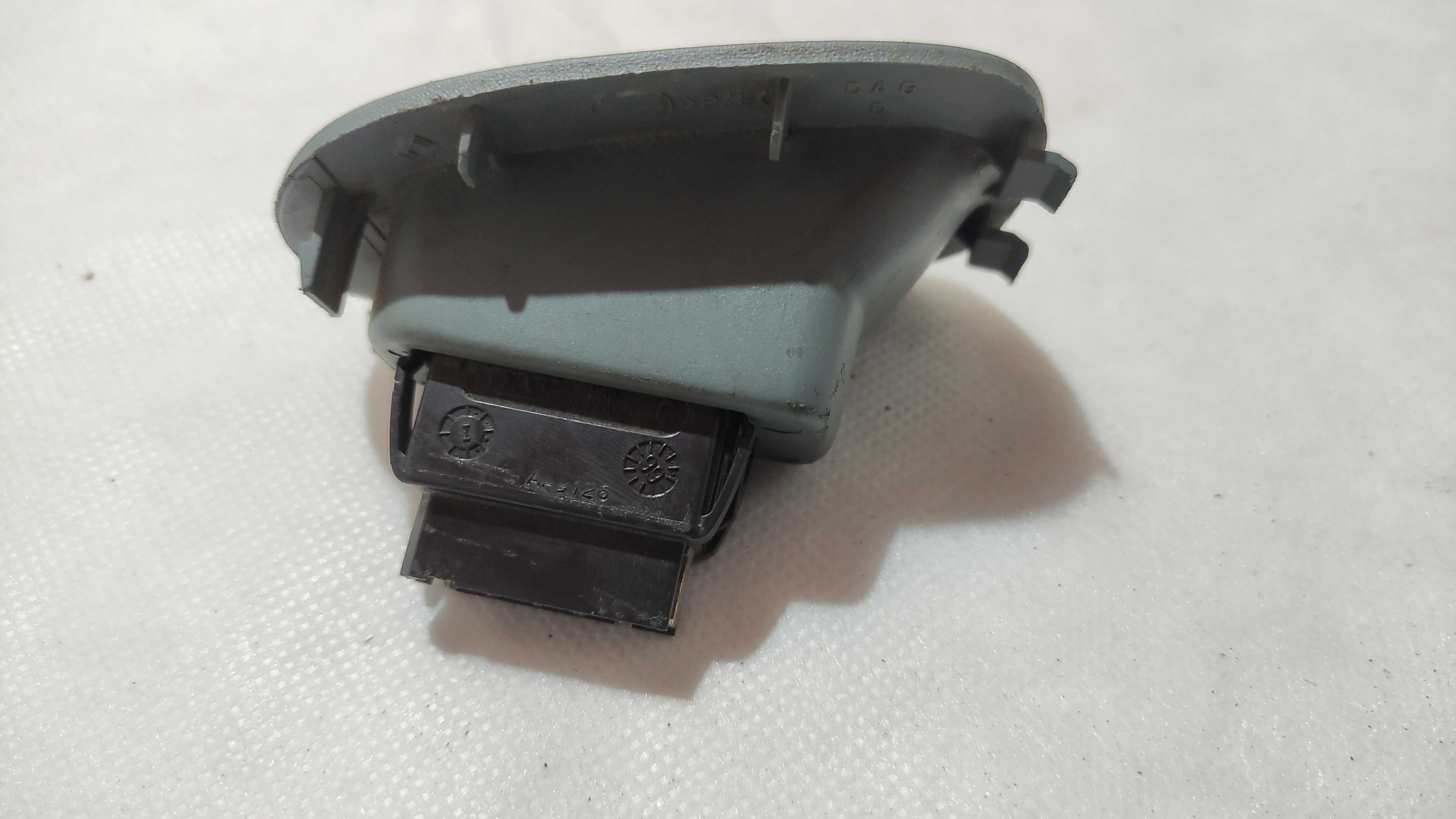 Botao Comando Vidro Eletrico Renault Scenic 99 3