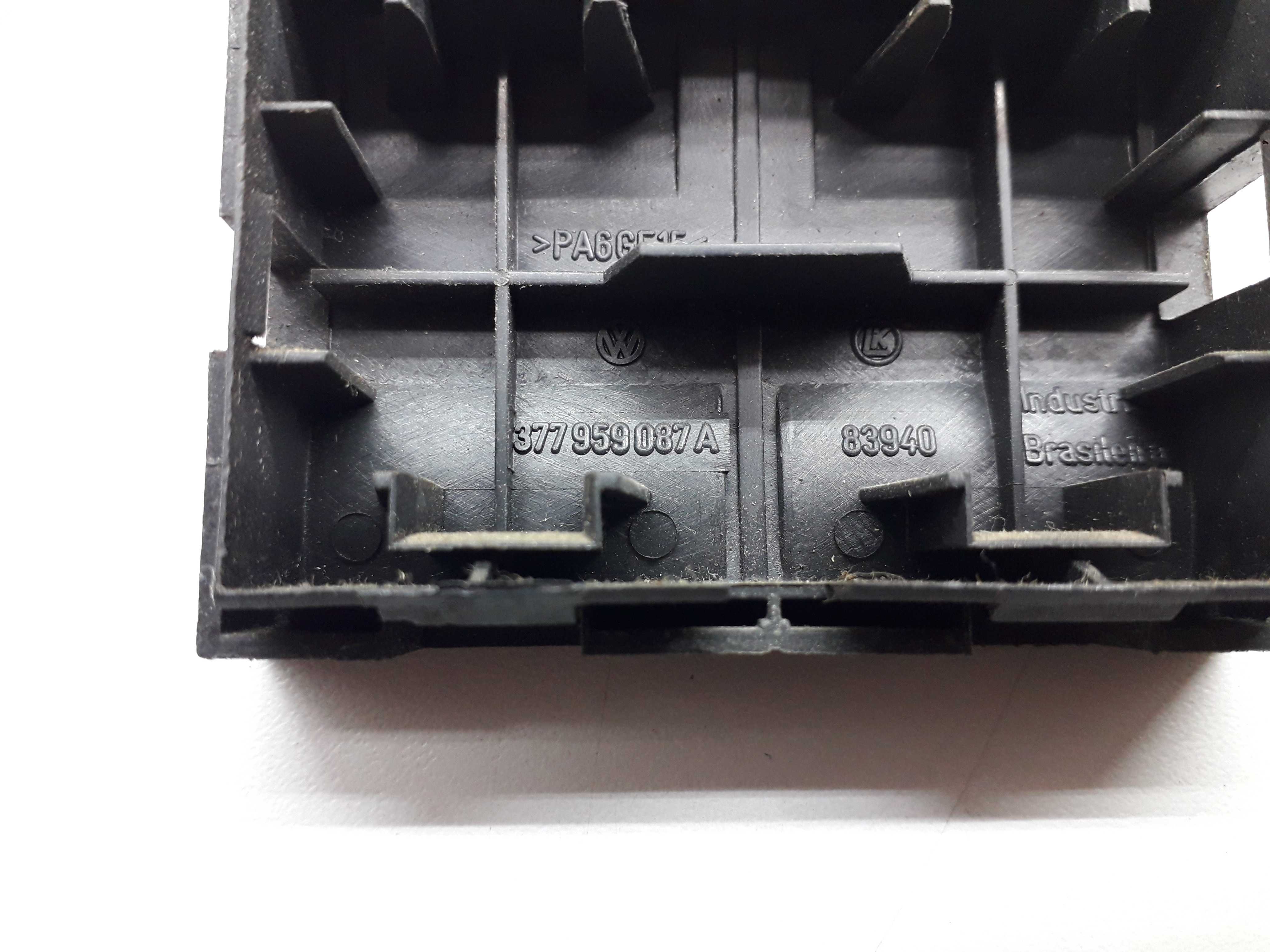Botão Falso Painel Vw Gol Parati G3 G4 7