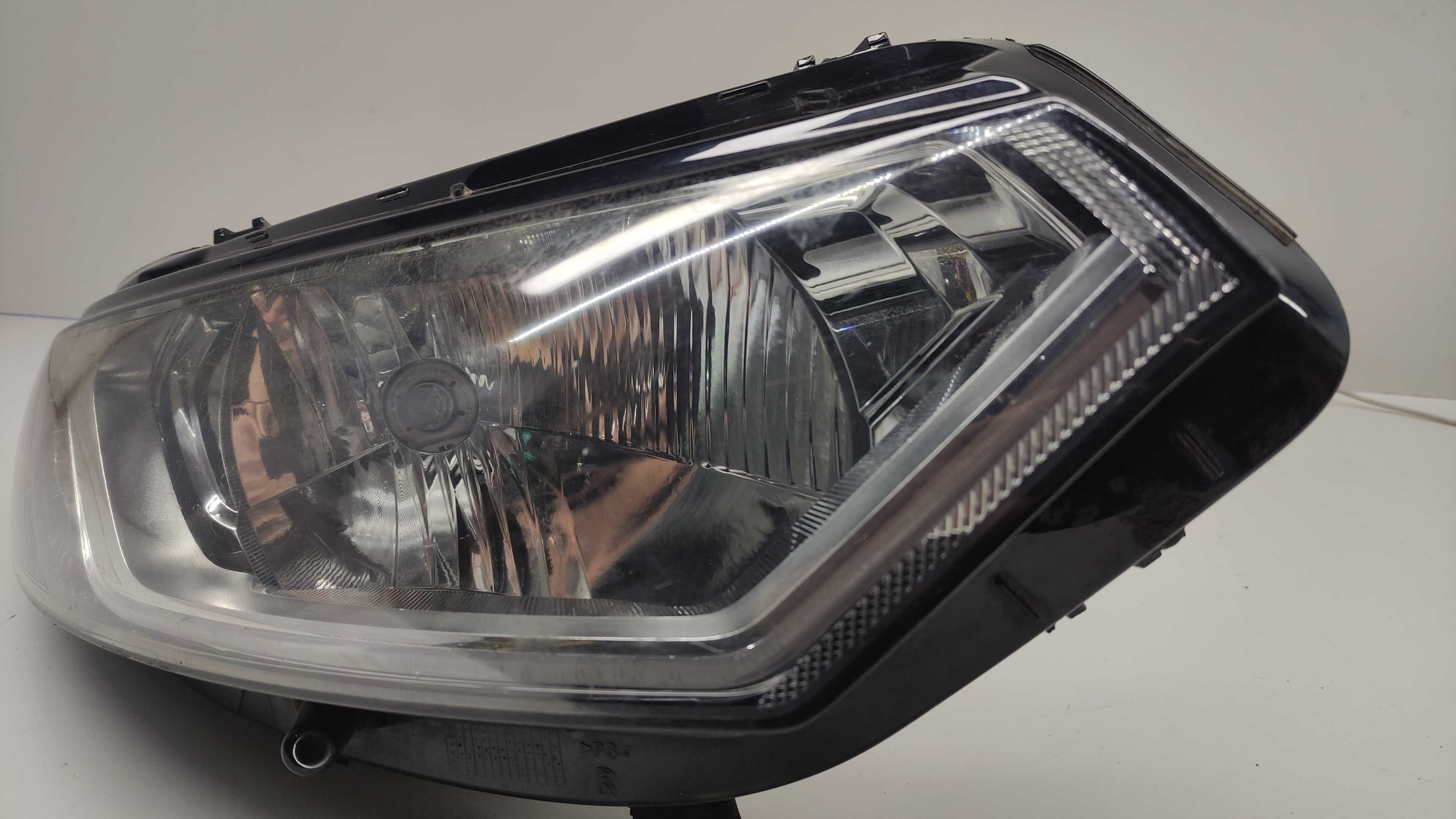 Farol Ford Ecosport Lado Direito 2013 4