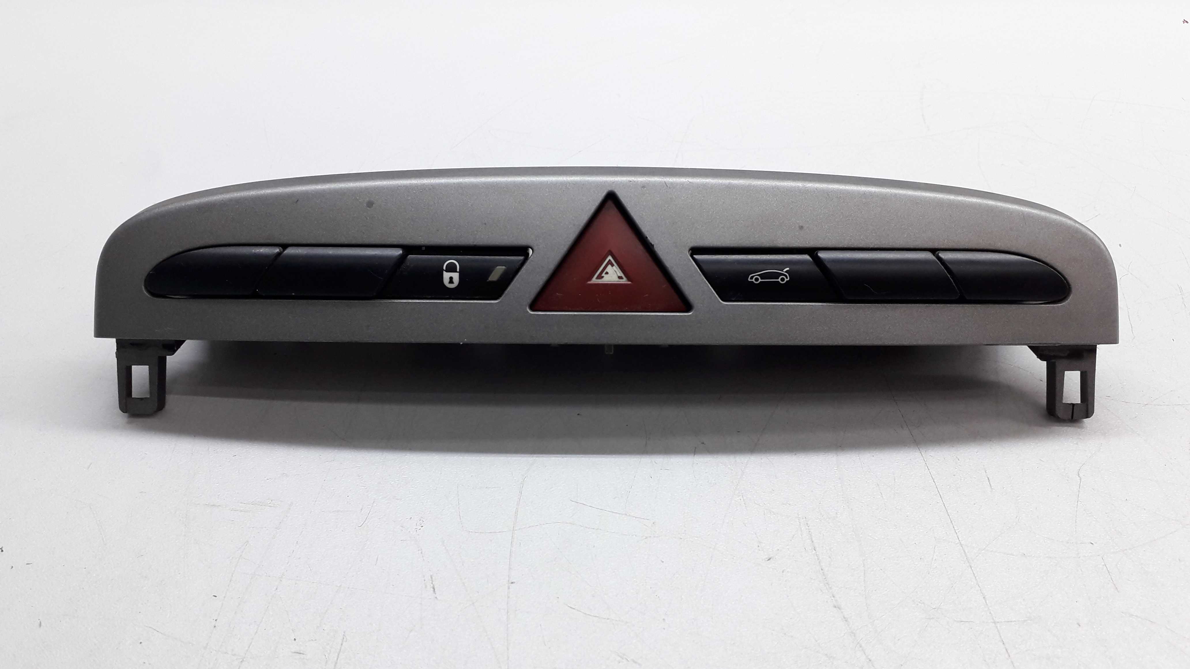 Comando Botão Pisca Alerta Peugeot 408 2013/2014 Cinza 1
