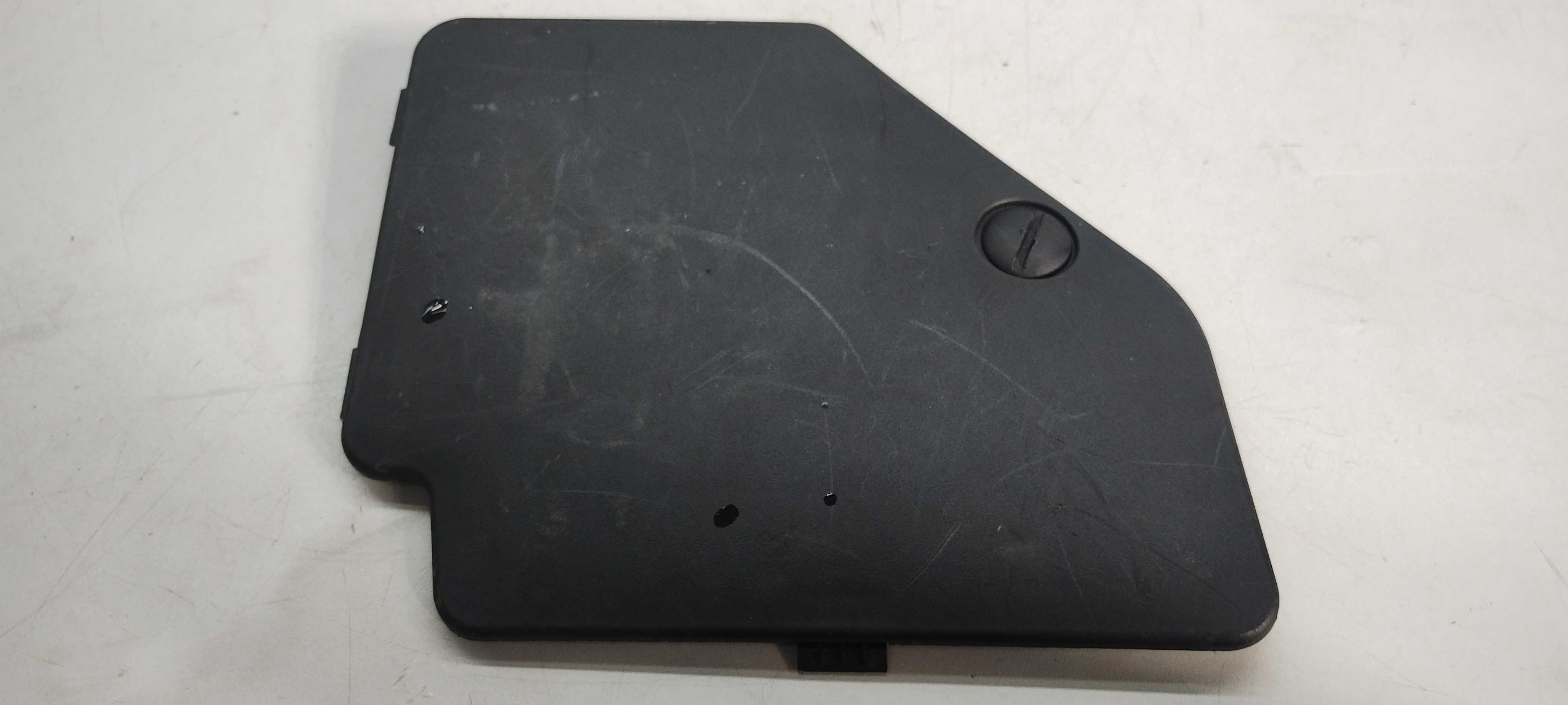 Acabamento Porta Malas Peugeot 307 2008 1