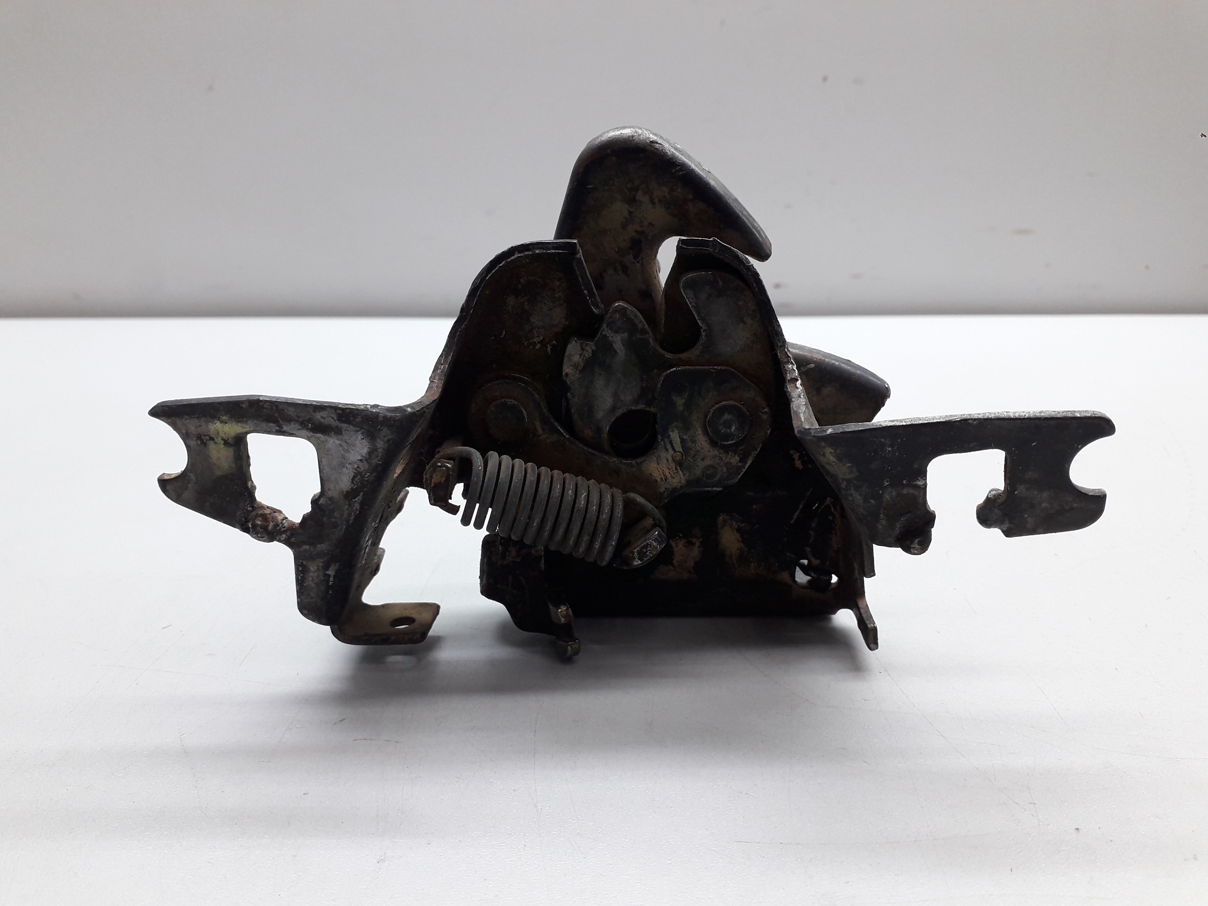 Fechadura Trava Capô Vw Golf 1995 6