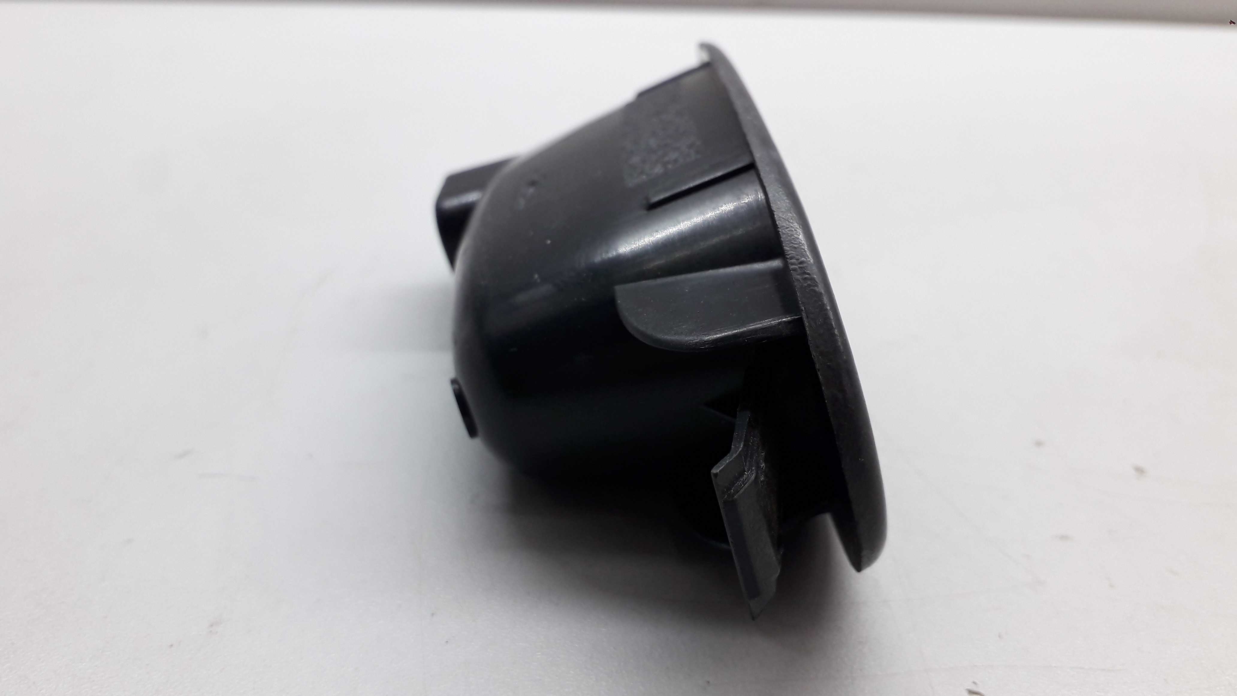 Moldura Do Puxador Interno Porta Direita Renault Clio 2008 4