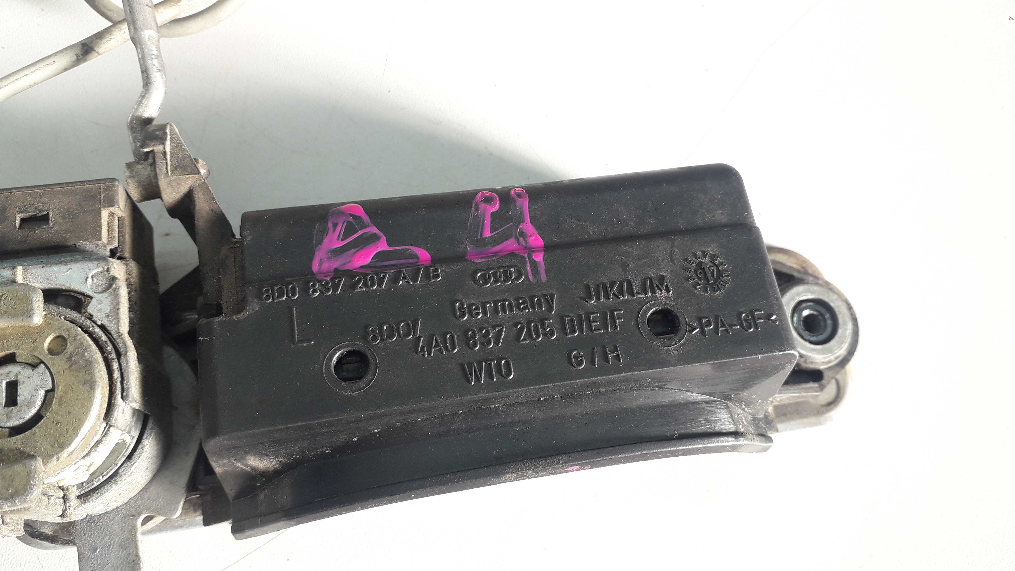 Maçaneta Externa Dianteira Esquerda Audi A4 99 3