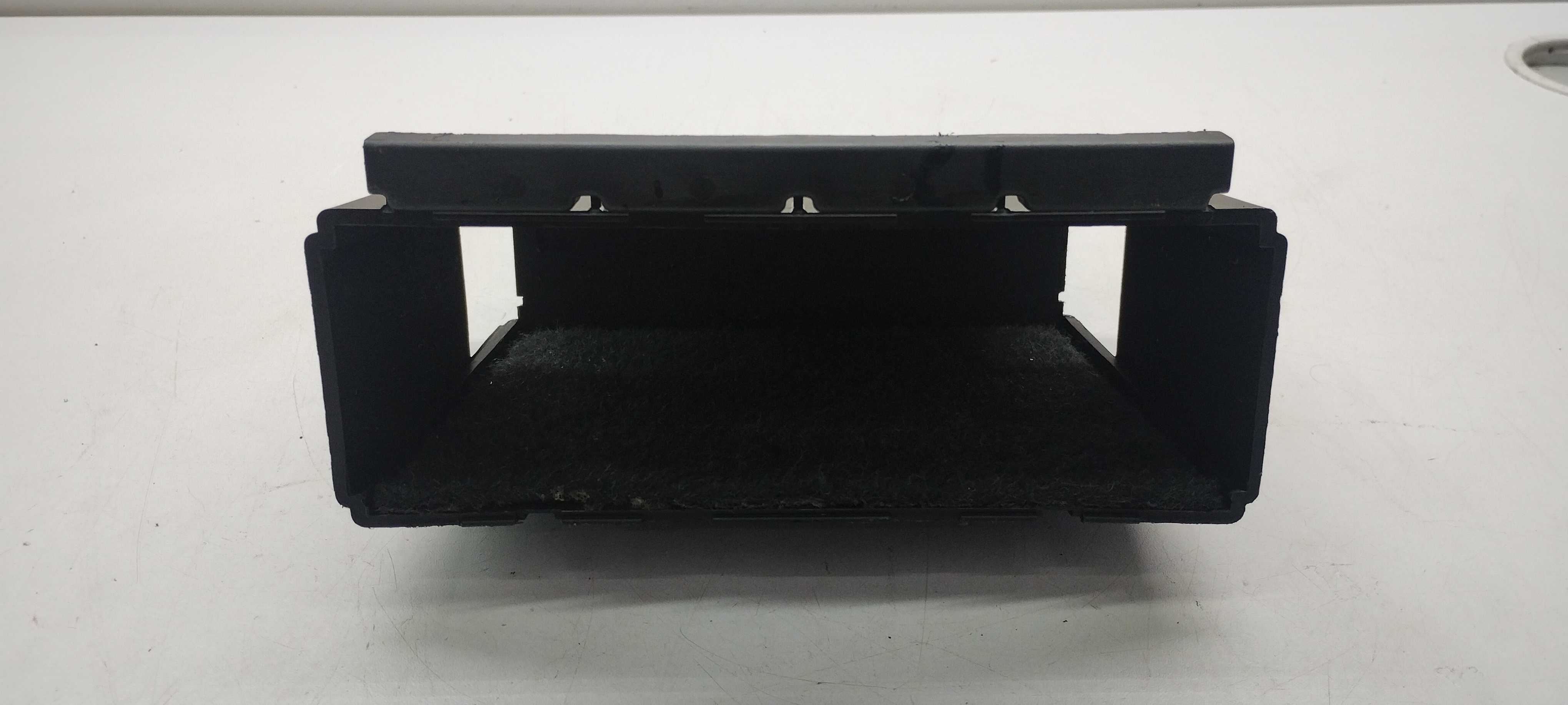 Moldura Painel Radio Porta Objetos Vectra 1994