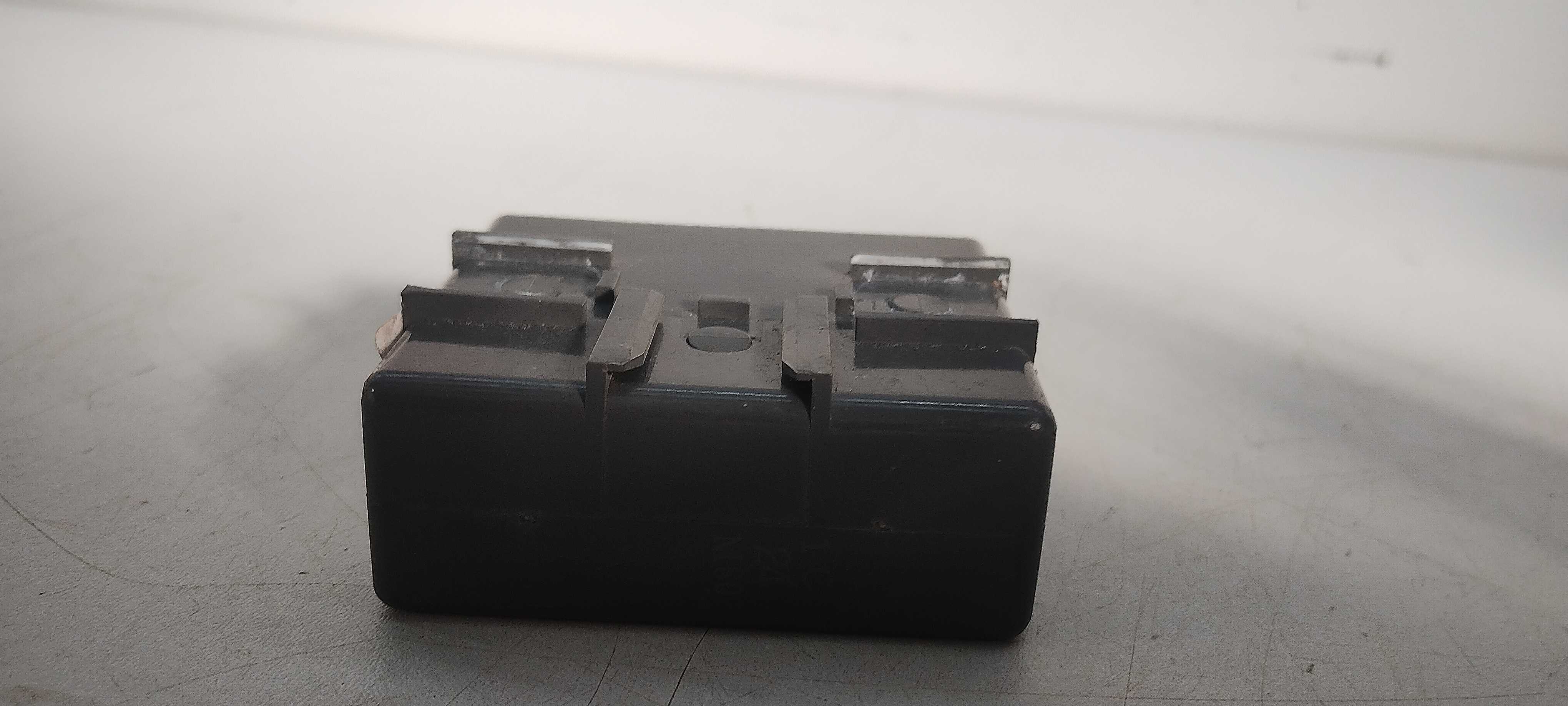 Módulo Amplificador Antena Mitsubishi Pajero Sport 2002 4