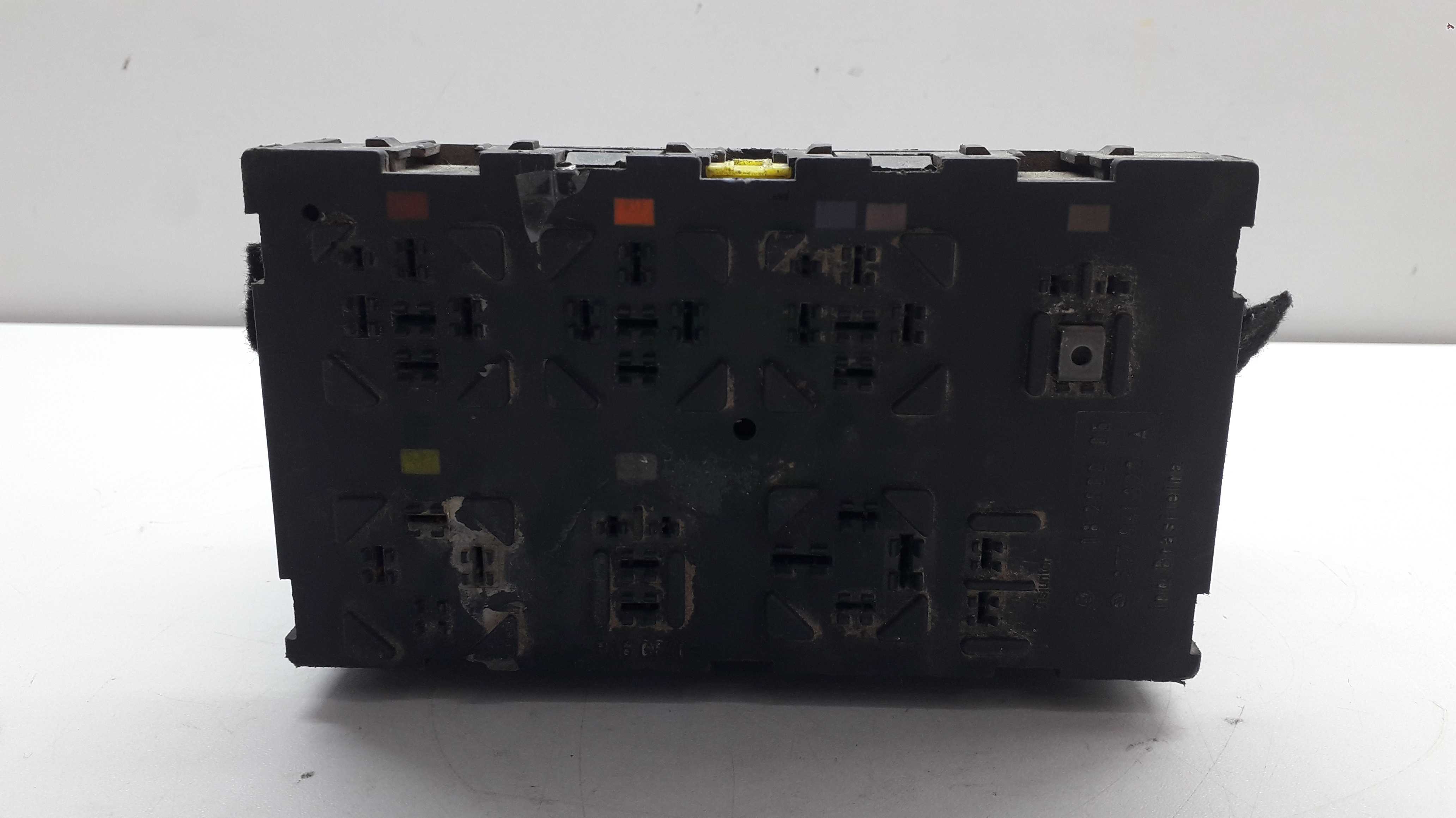 Caixa De Fusíveis Vw Gol Parati Saveiro G2 6