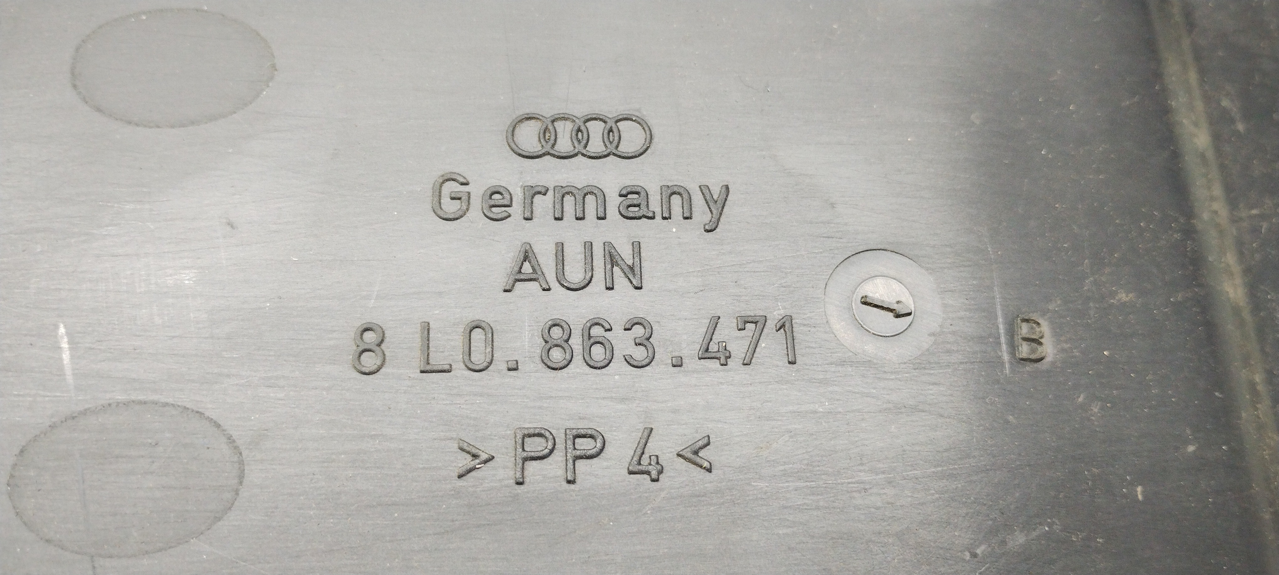 Soleira Acabamento Porta Malas Audi A3 97/06 4