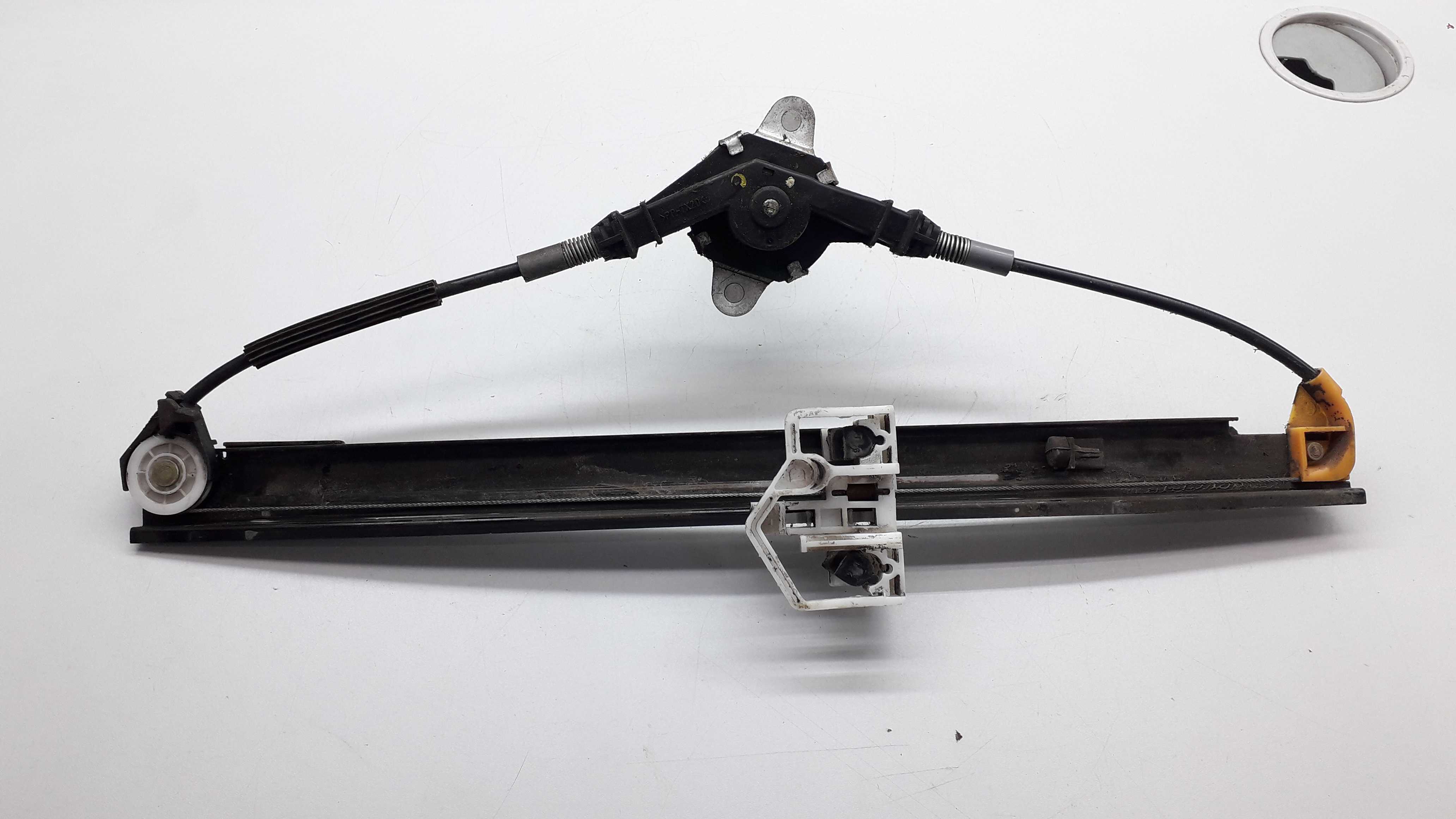 Máquina De Vidro Traseira Direita Ford Fiesta 98 1