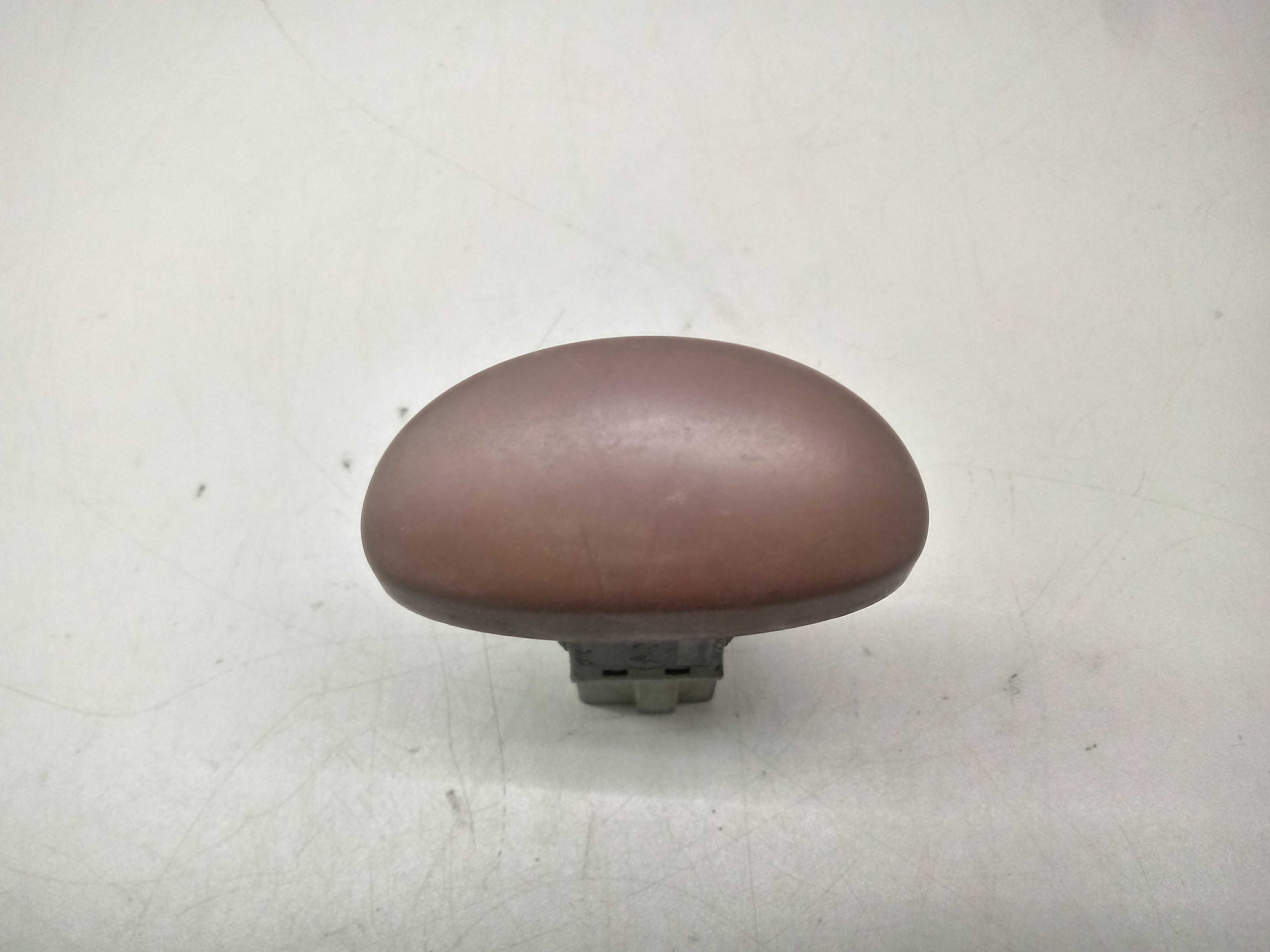 Botao De Pisca Alerta Citroen Xsara Picasso 02/11 Vermelho 1