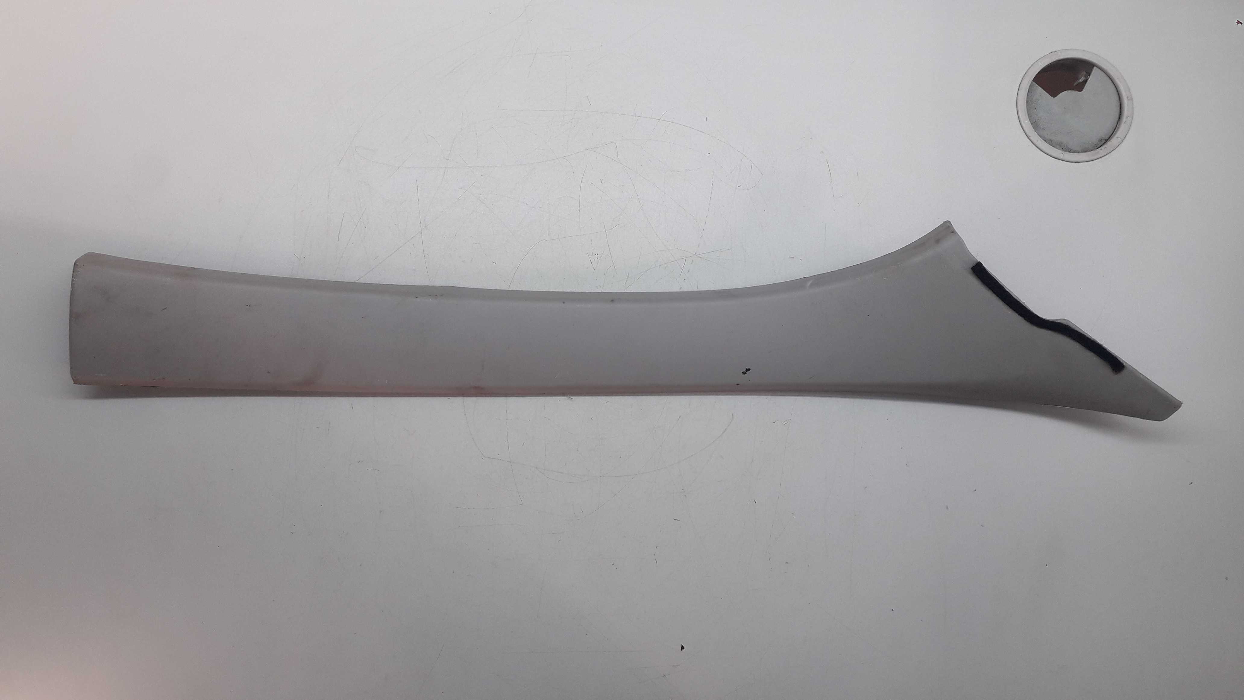 Moldura Coluna Parabrisa Lado Direito Gm Vectra 2006/2011 1