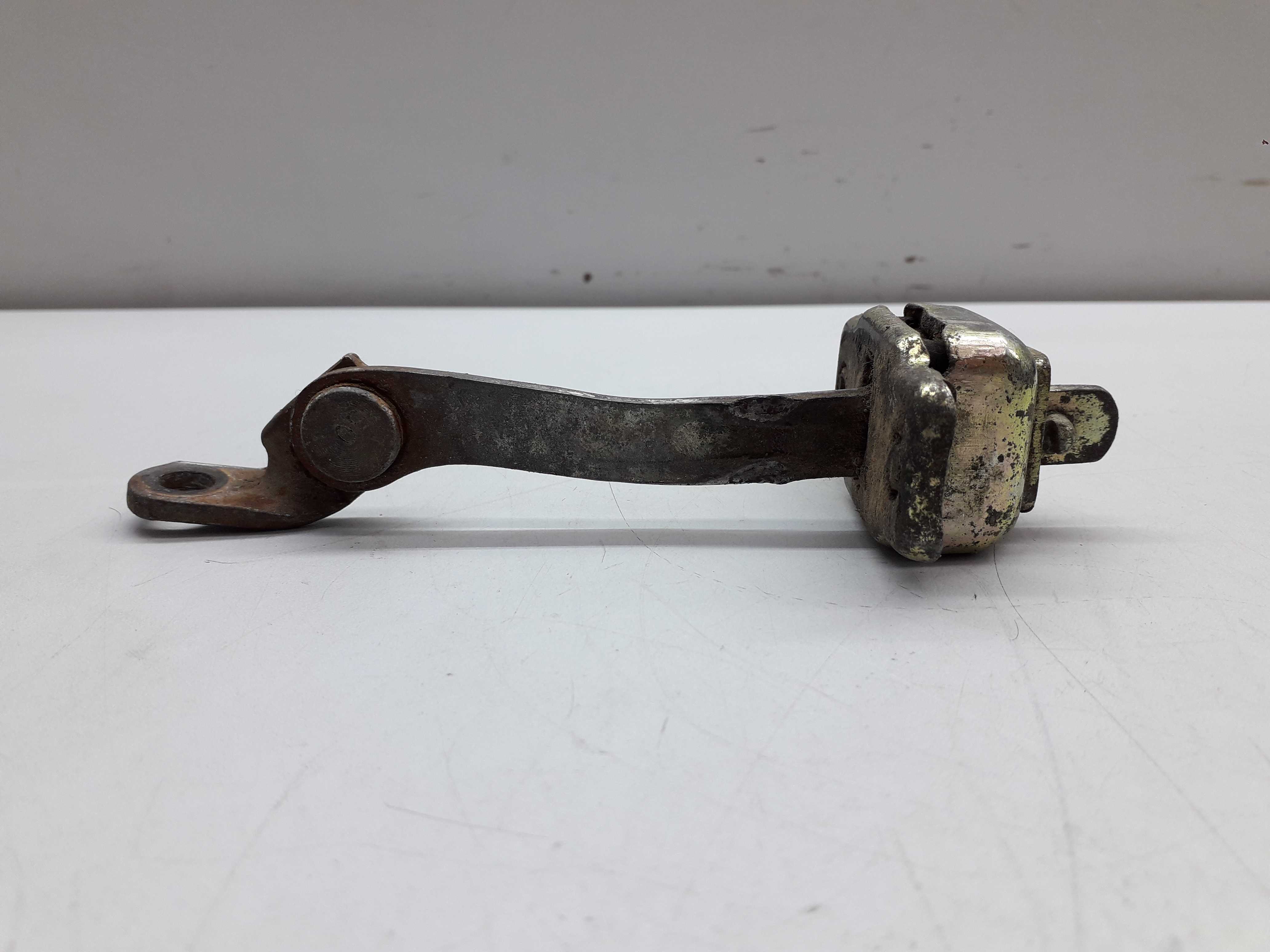 Limitador Porta Dianteira Ford Fiesta 1998 4