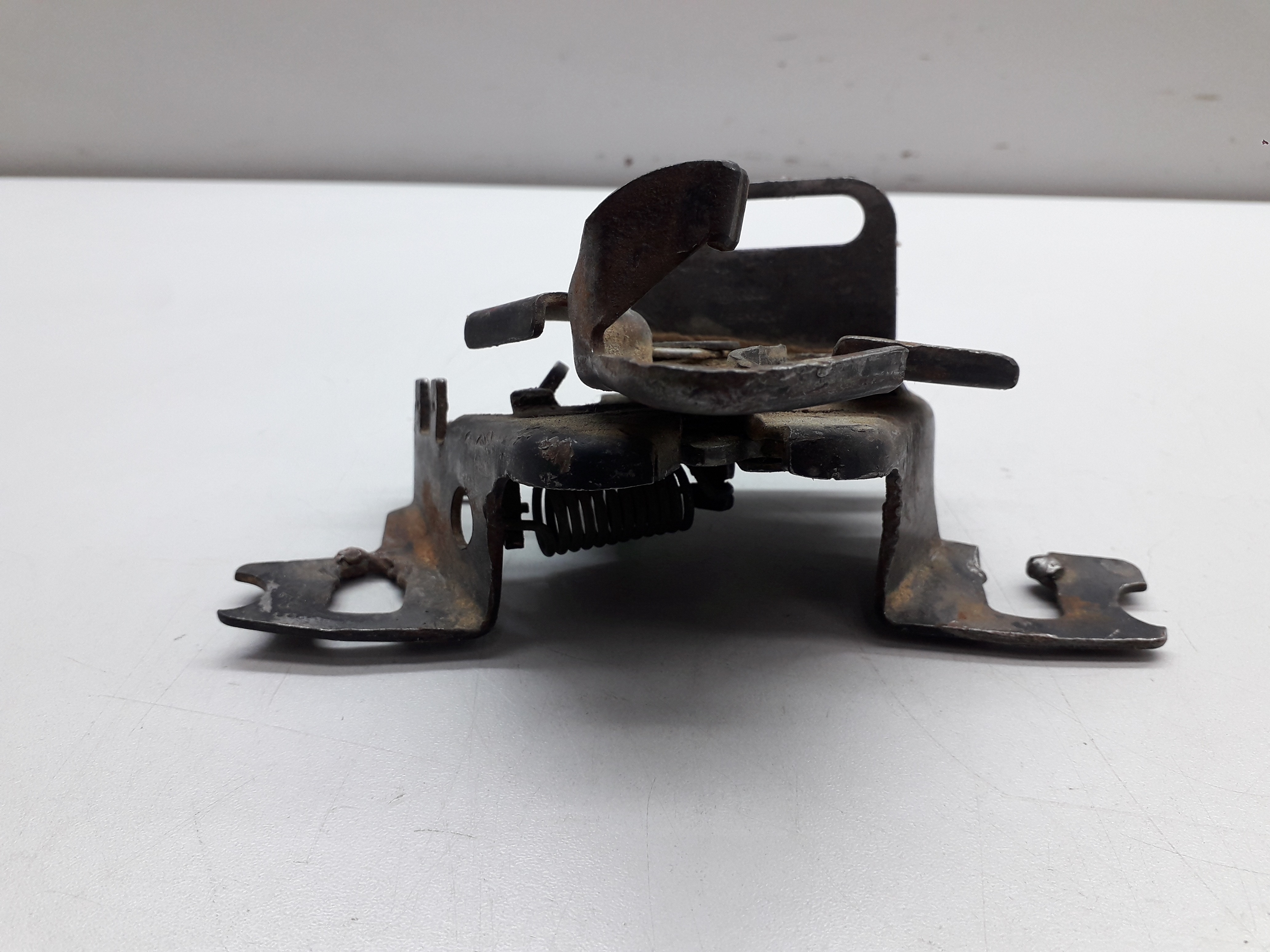 Fechadura Trava Capô Vw Golf 1995 4