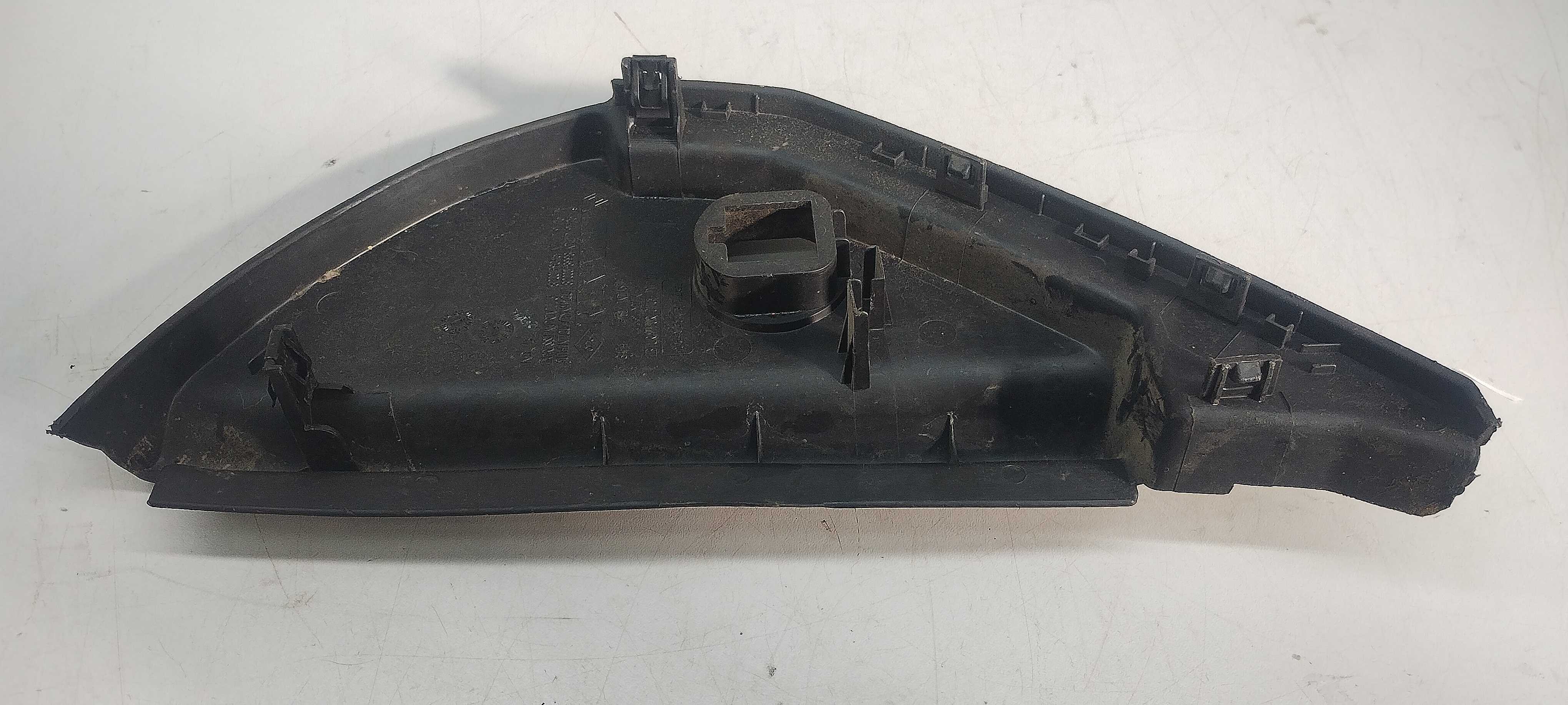 Moldura Tampa Lateral Painel Renault Megane 2008/2013 4