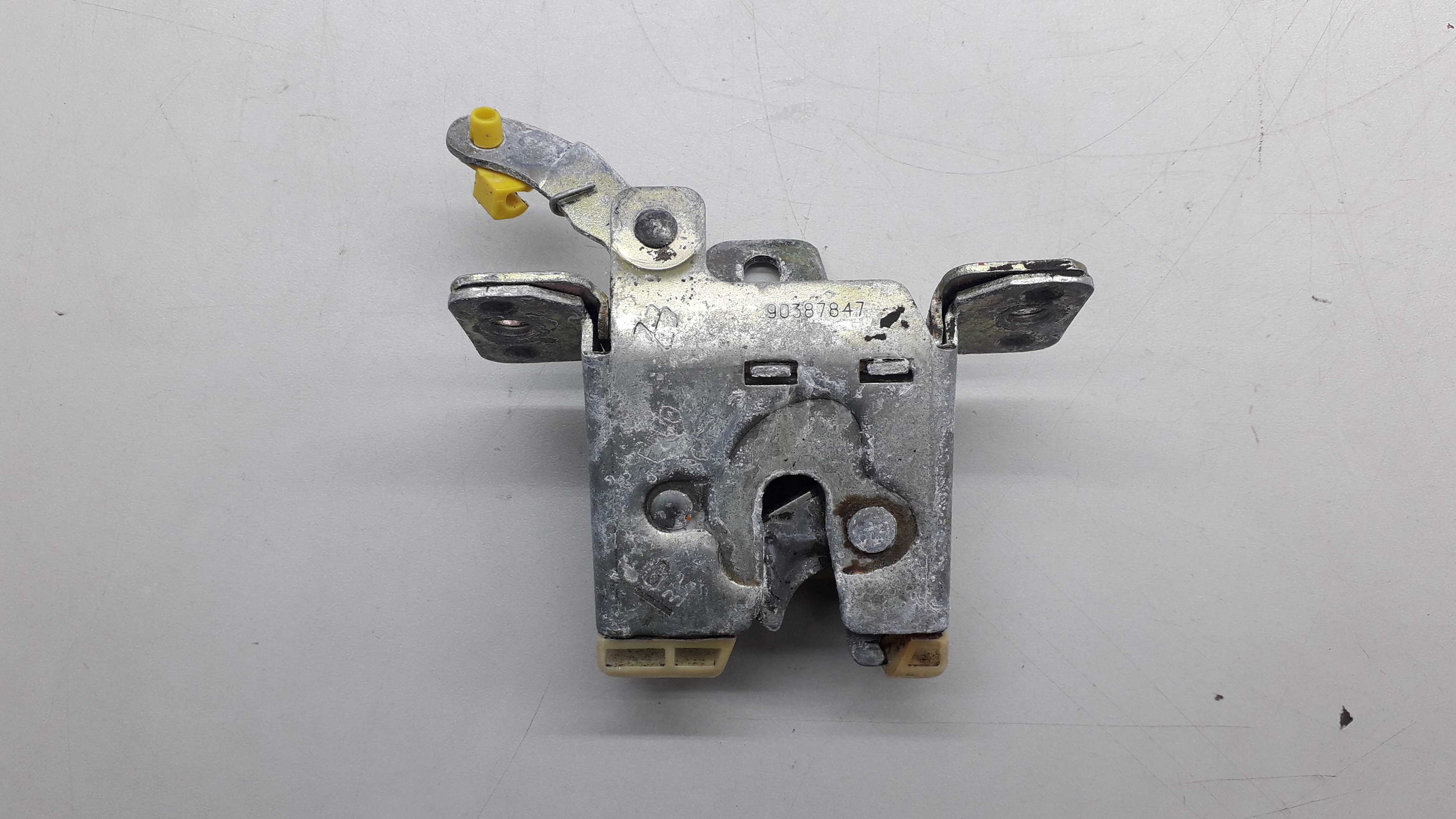 Fechadura Tampa Traseira Gm Corsa 1994/2001 6