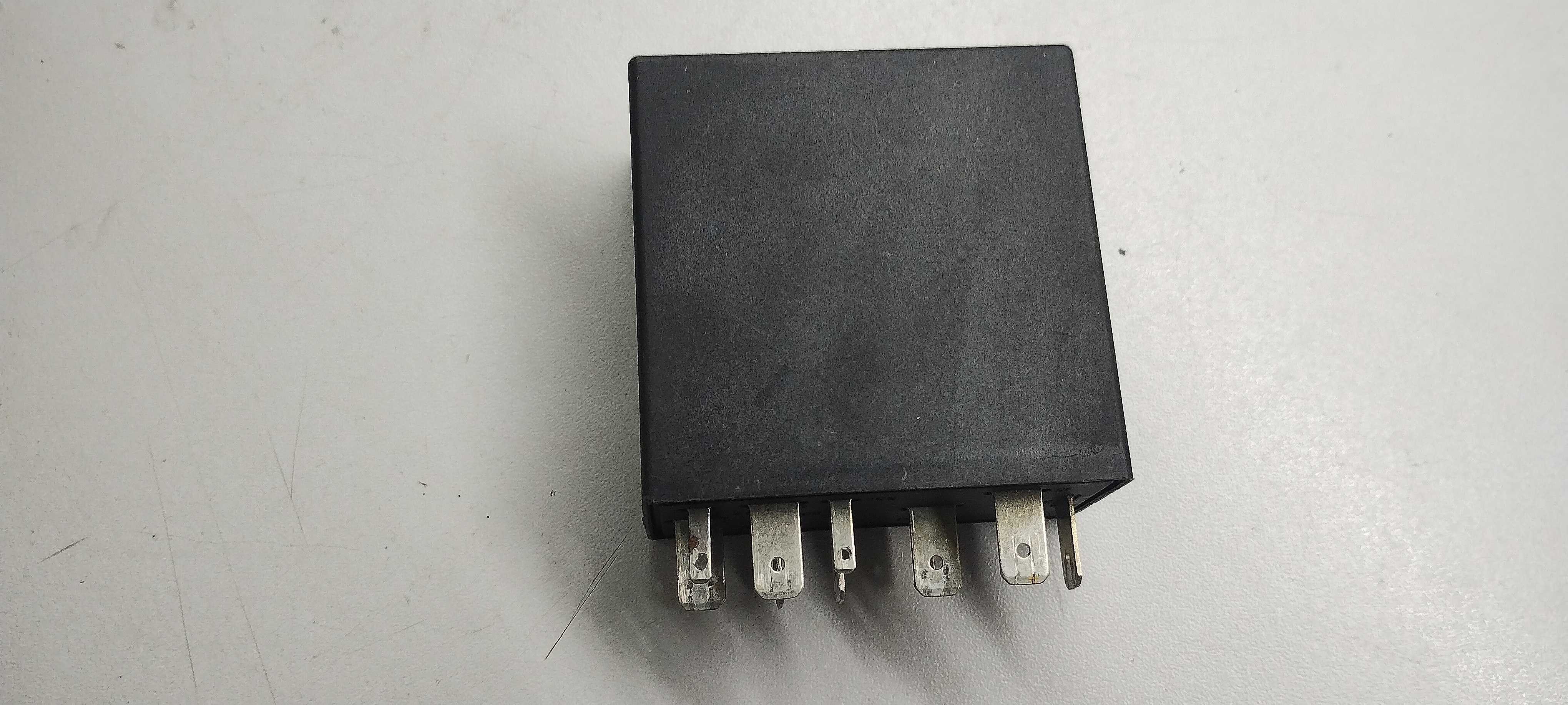 Rele Temporizador Limpador Golf Jetta Audi A3 99/03 2