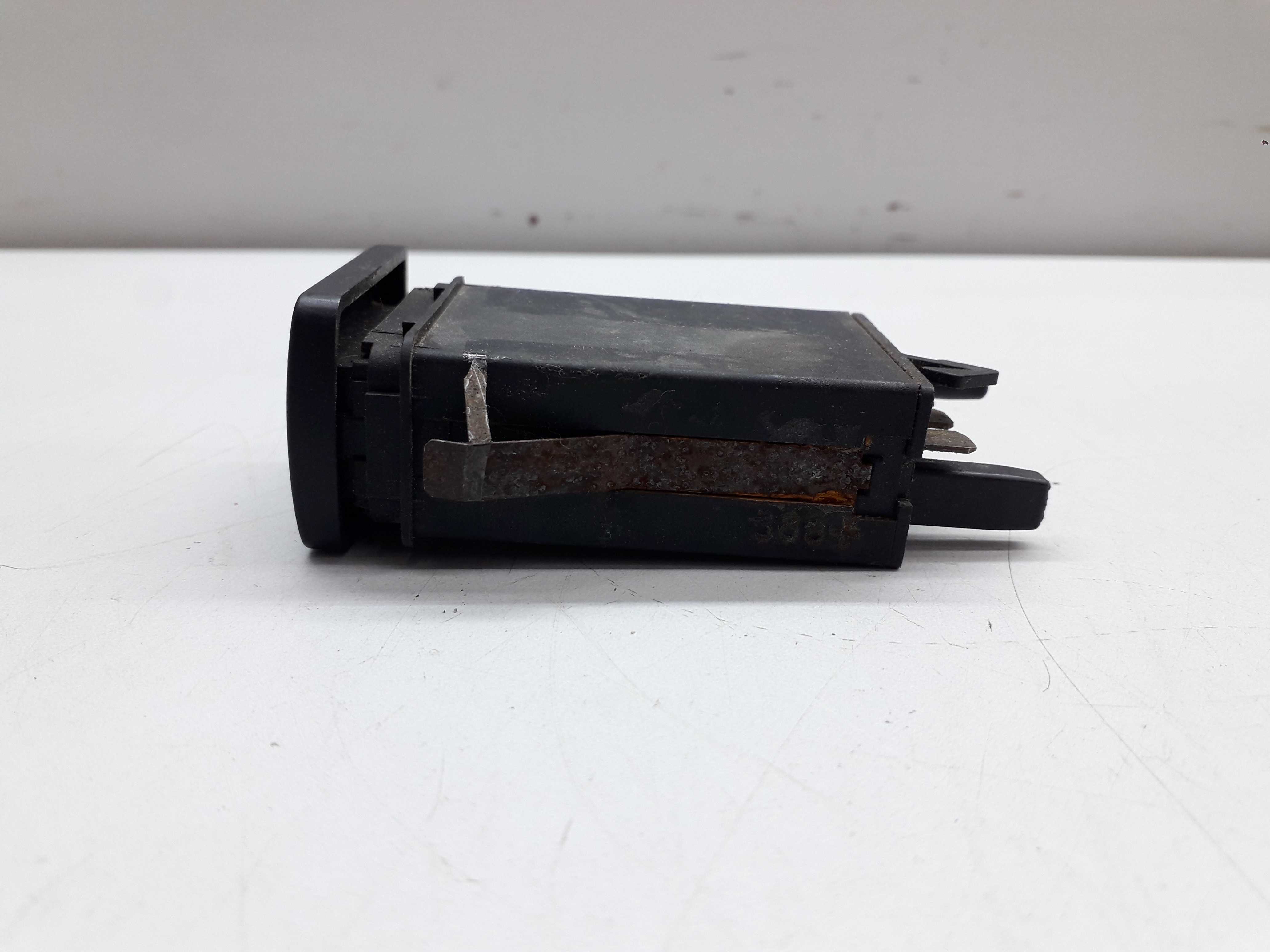 Botão Desembaçador Audi A3 1997/2000 2