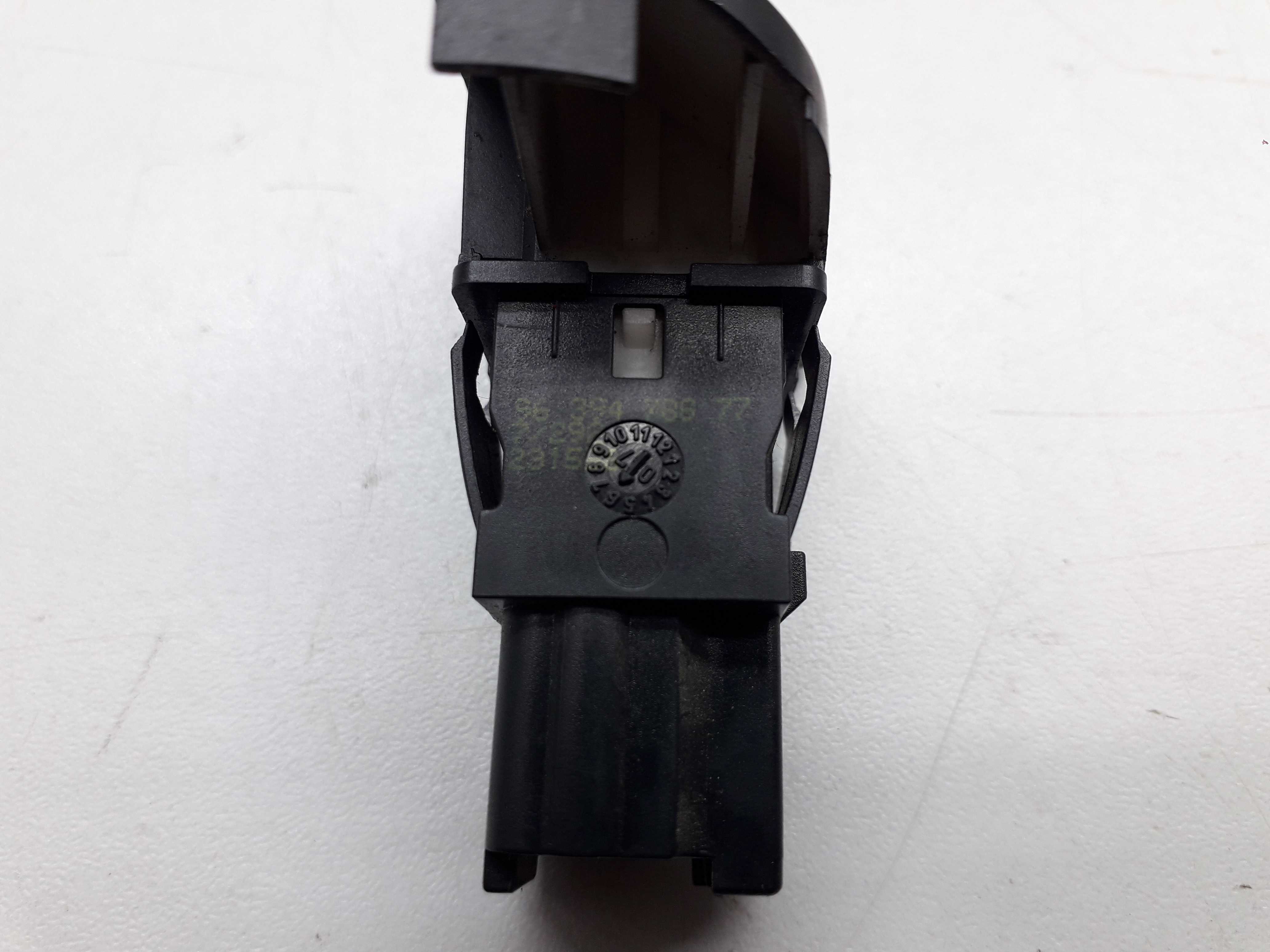 Botão Falso Painel Peugeot 307 2008 6