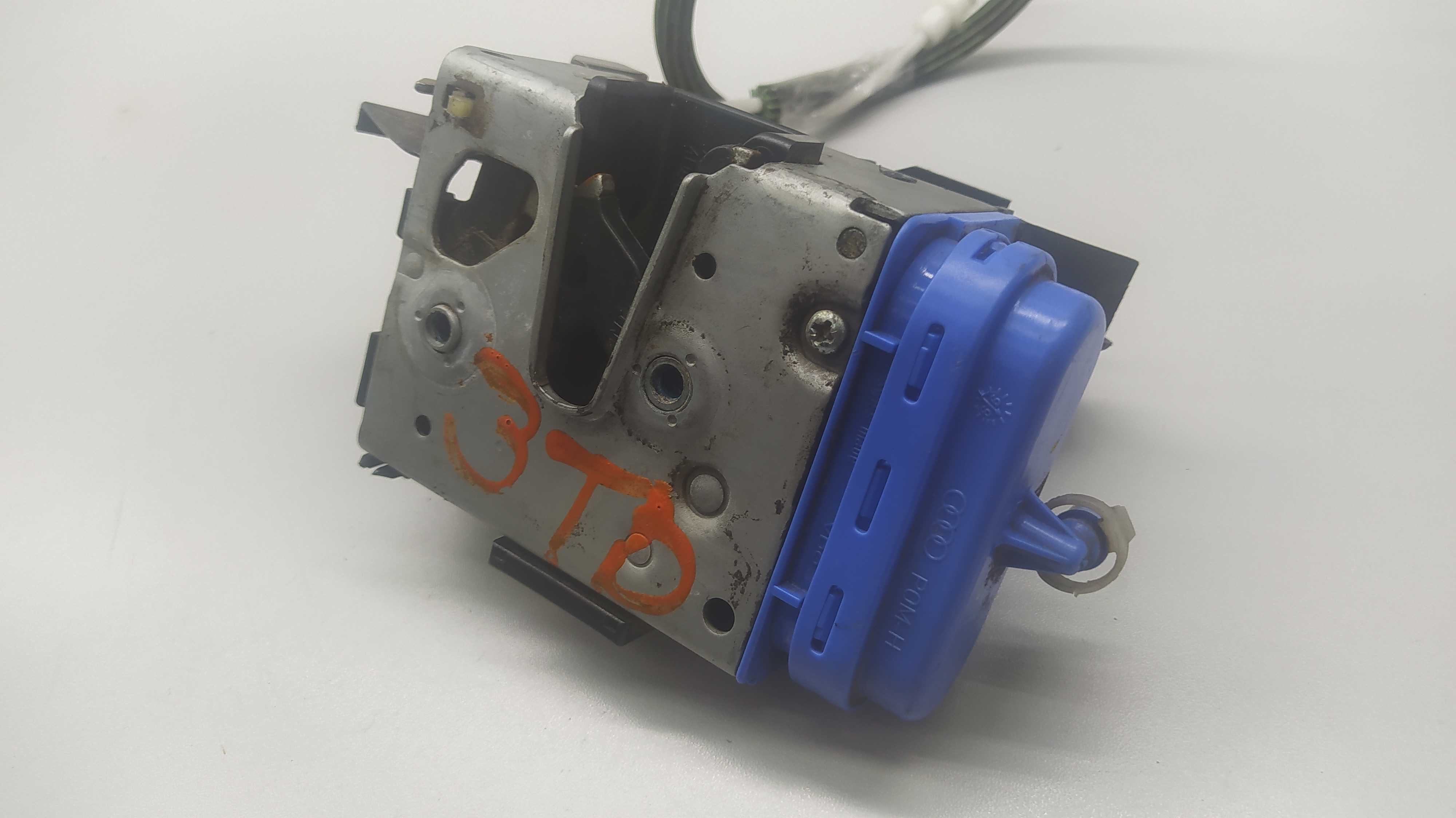 Fechadura Traseira Direita Audi A3 99 A 2006 3