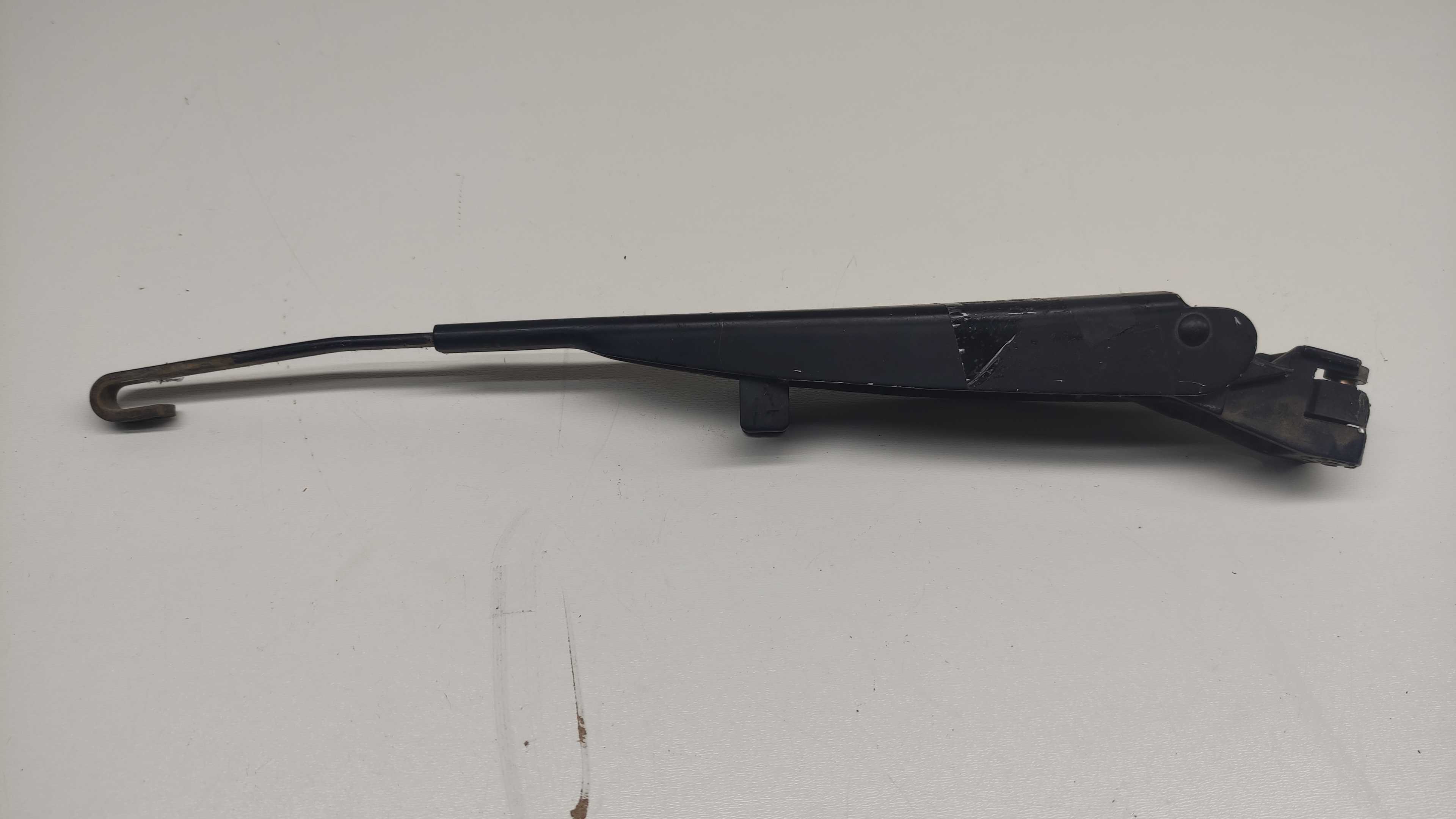 Braço Limpador Vidro Traseiro Mercedes C180 3