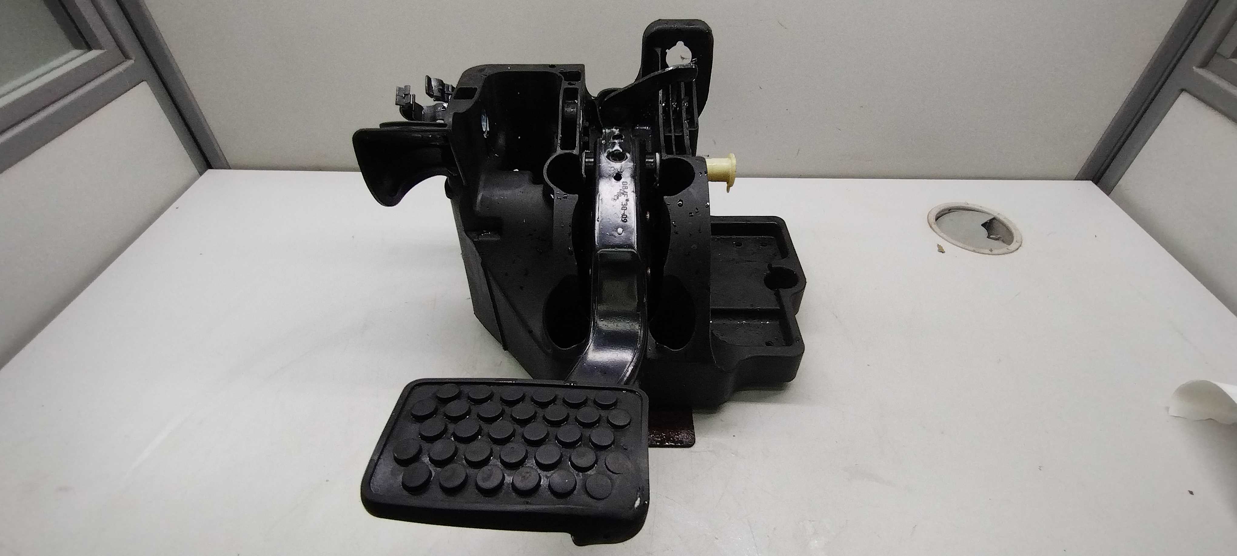 Suporte Pedal Com Freio Stilo 1.8 Gm 2008