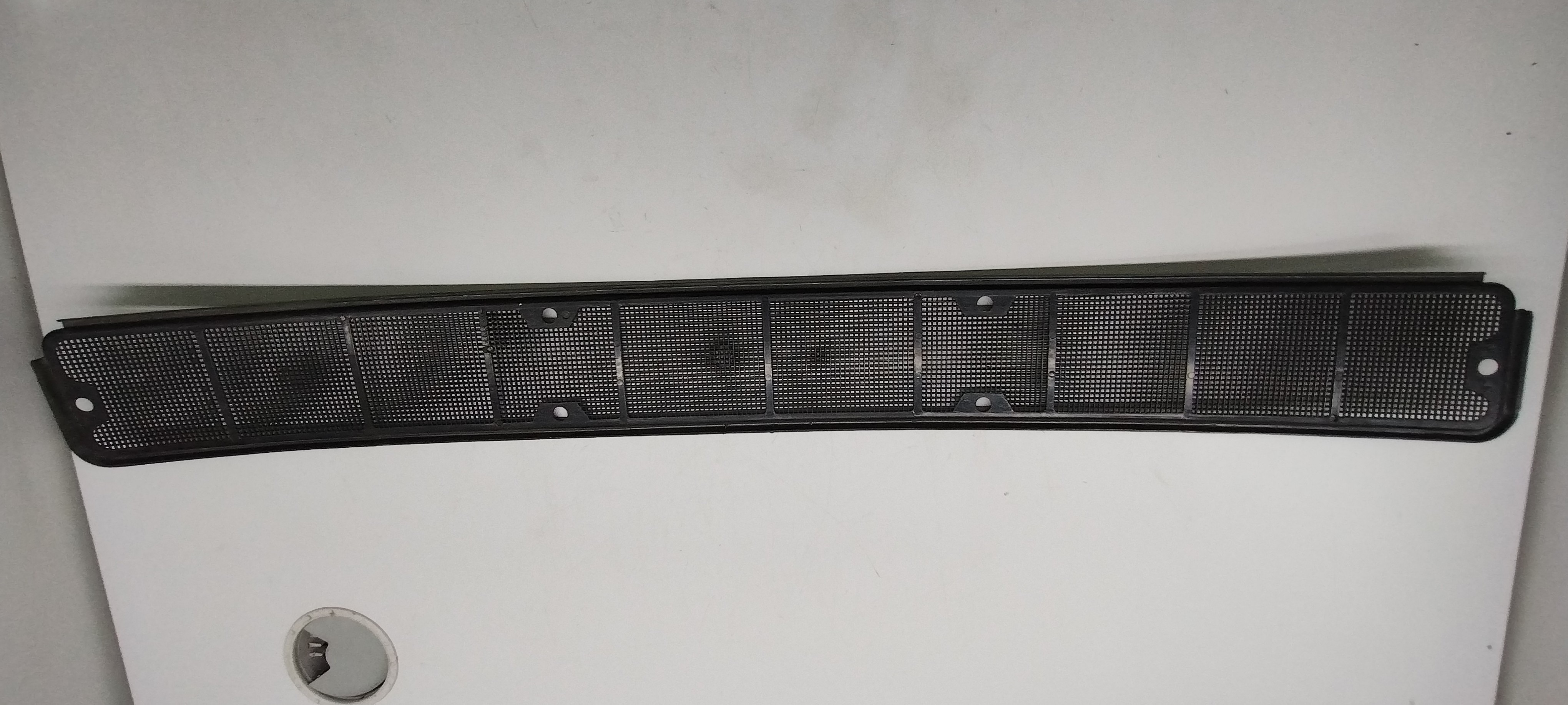 Grade Interna Entrada Ar Kombi 97/14 Preto U 2