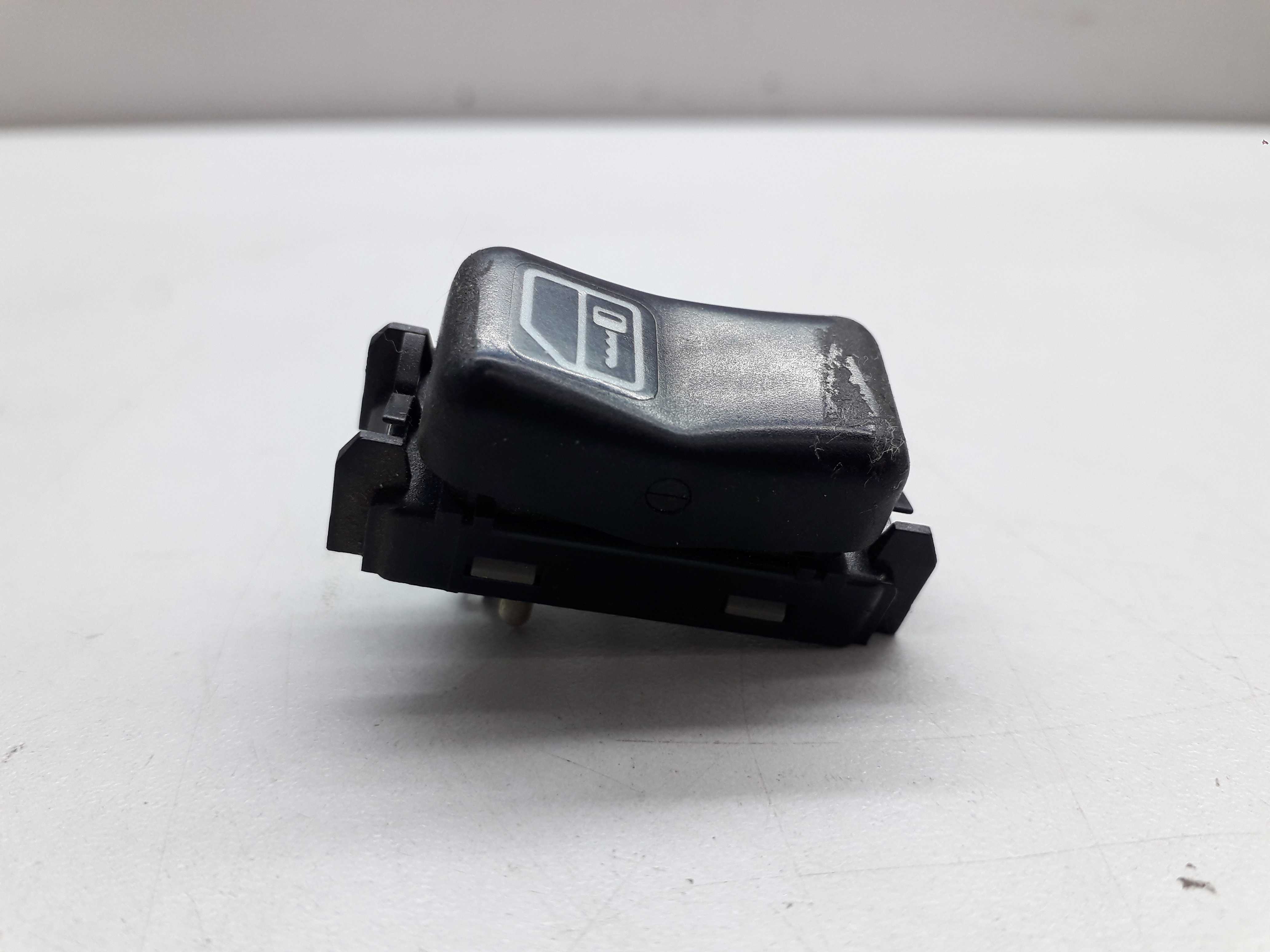 Botão Interruptor Trava Vidro Traseiro Mercedes C280 1994 5